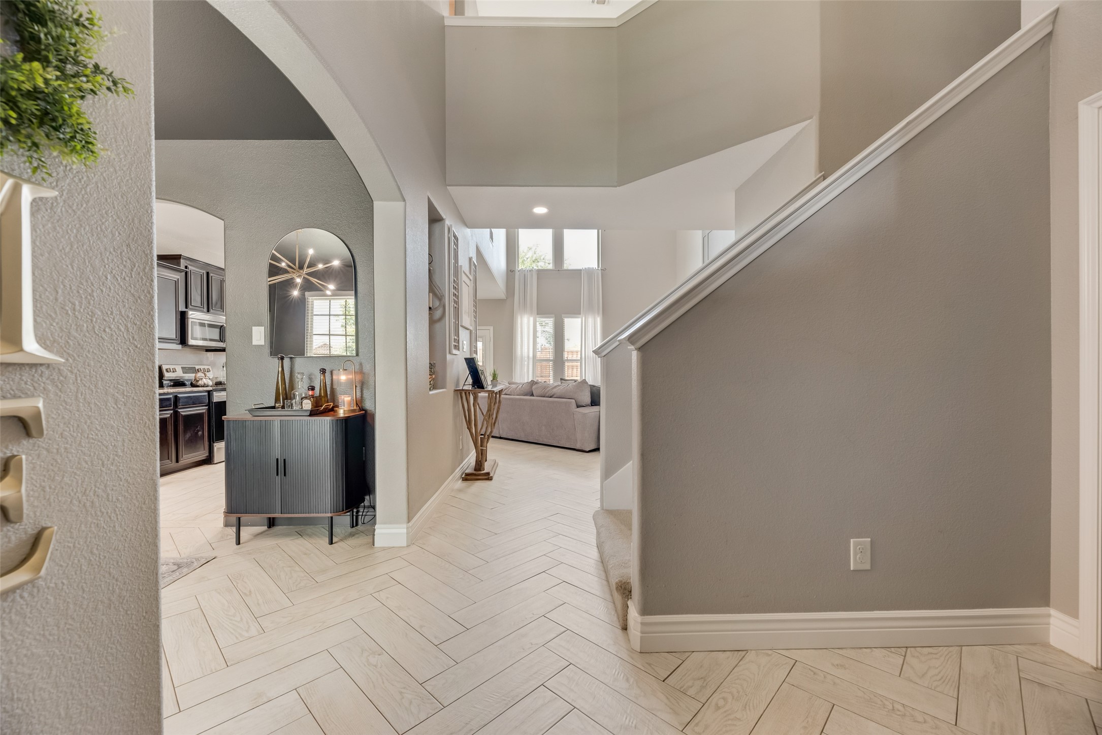 404 Fountain View Lane