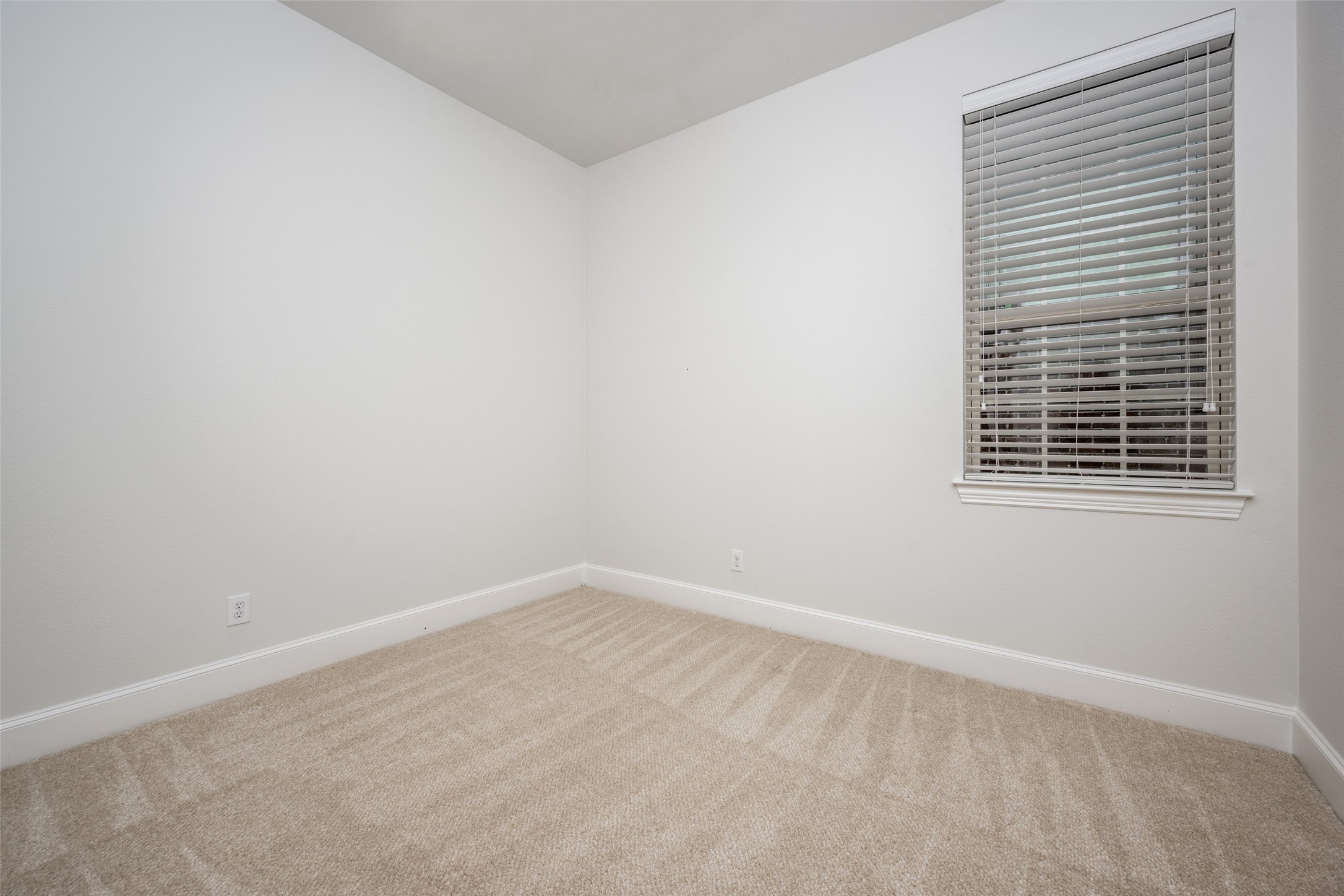 1401 Goldenrod Circle