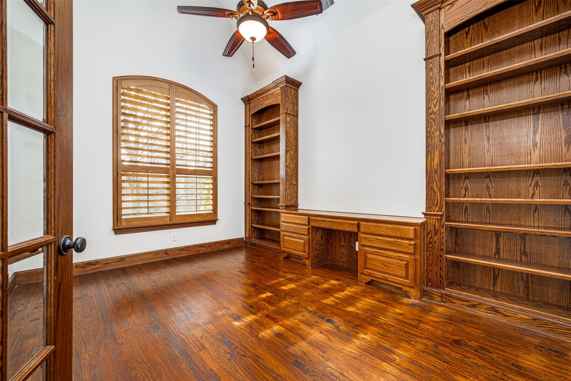 1401 Goldenrod Circle