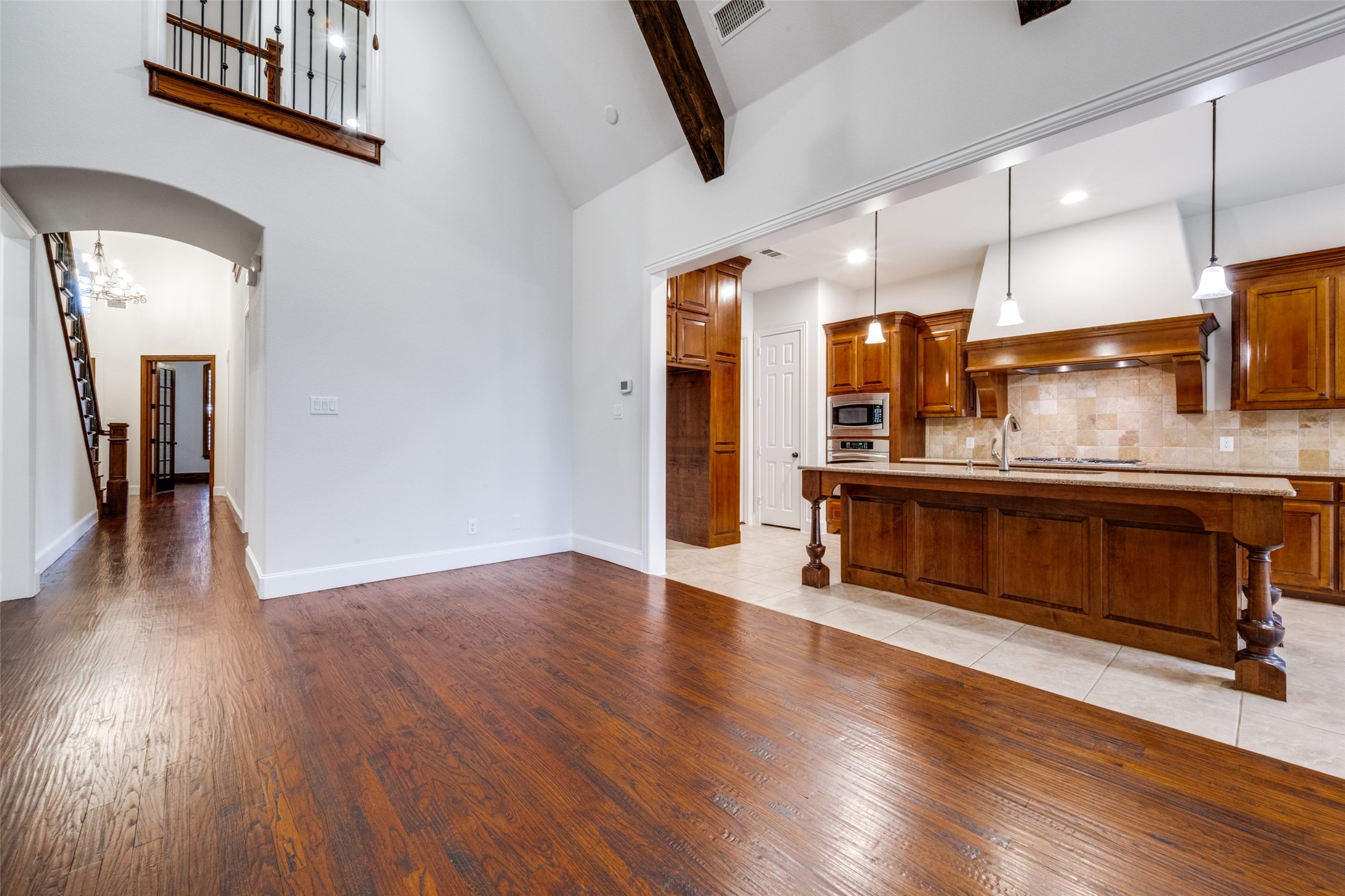 1401 Goldenrod Circle