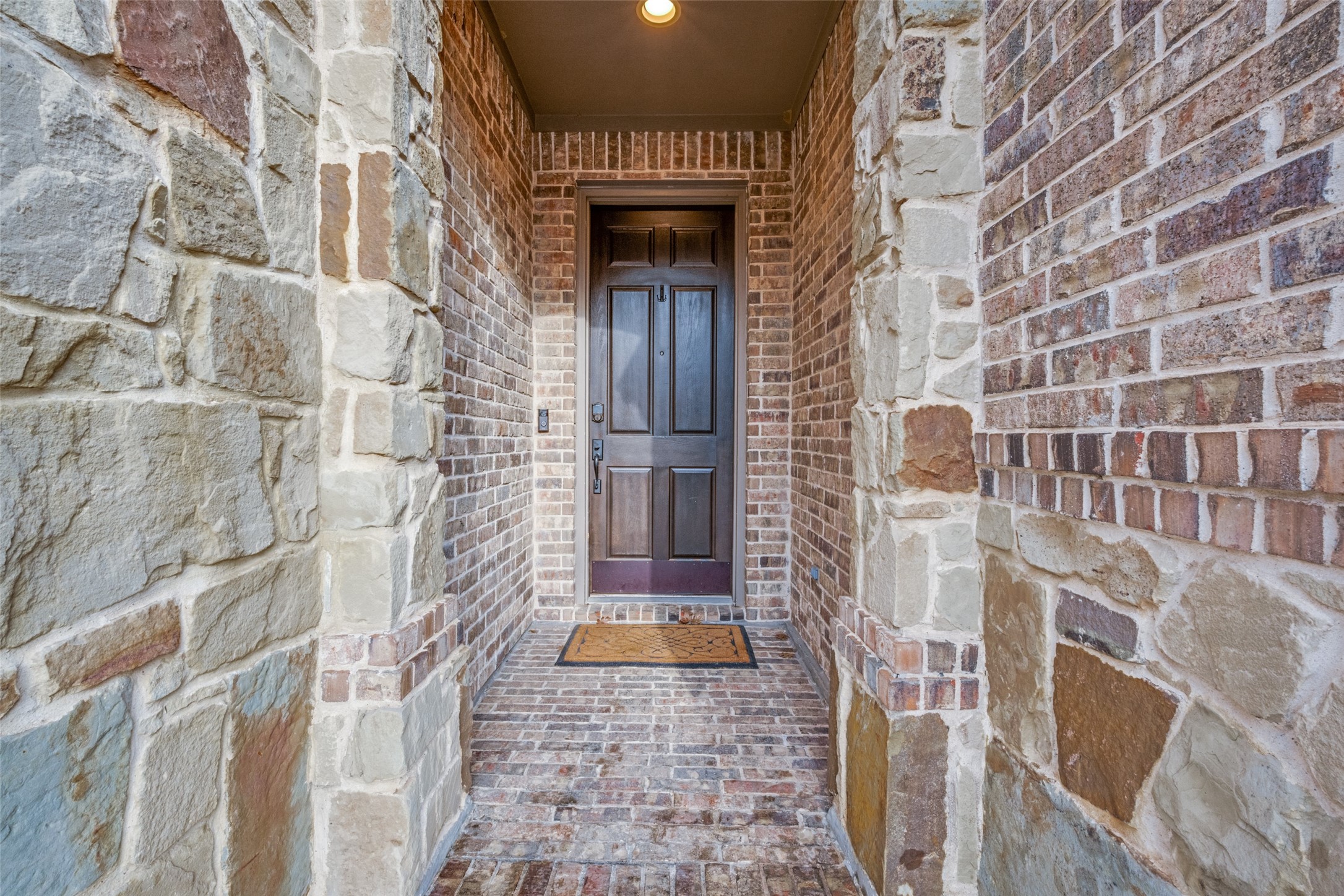 1401 Goldenrod Circle