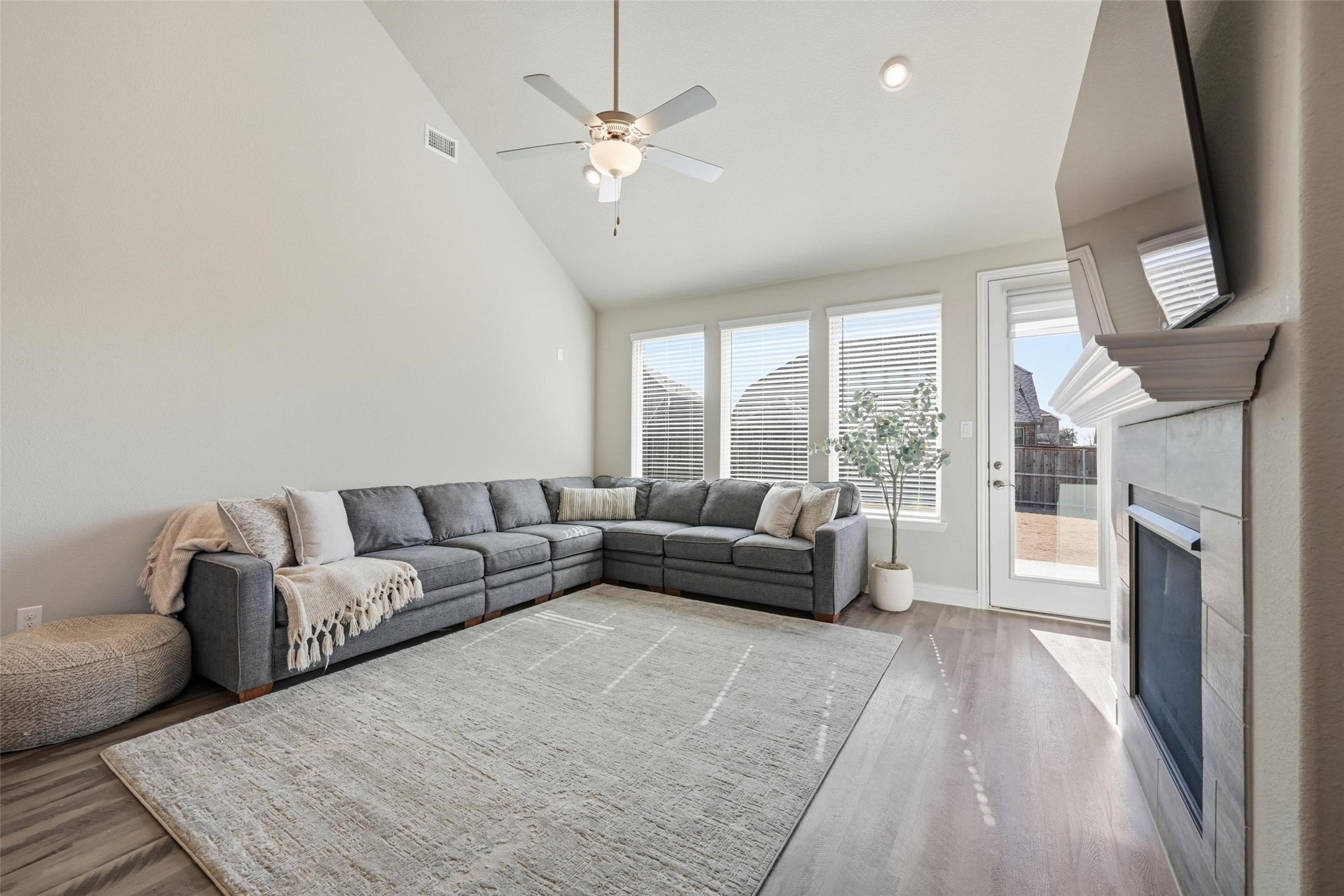 2551 Canary Grass Lane