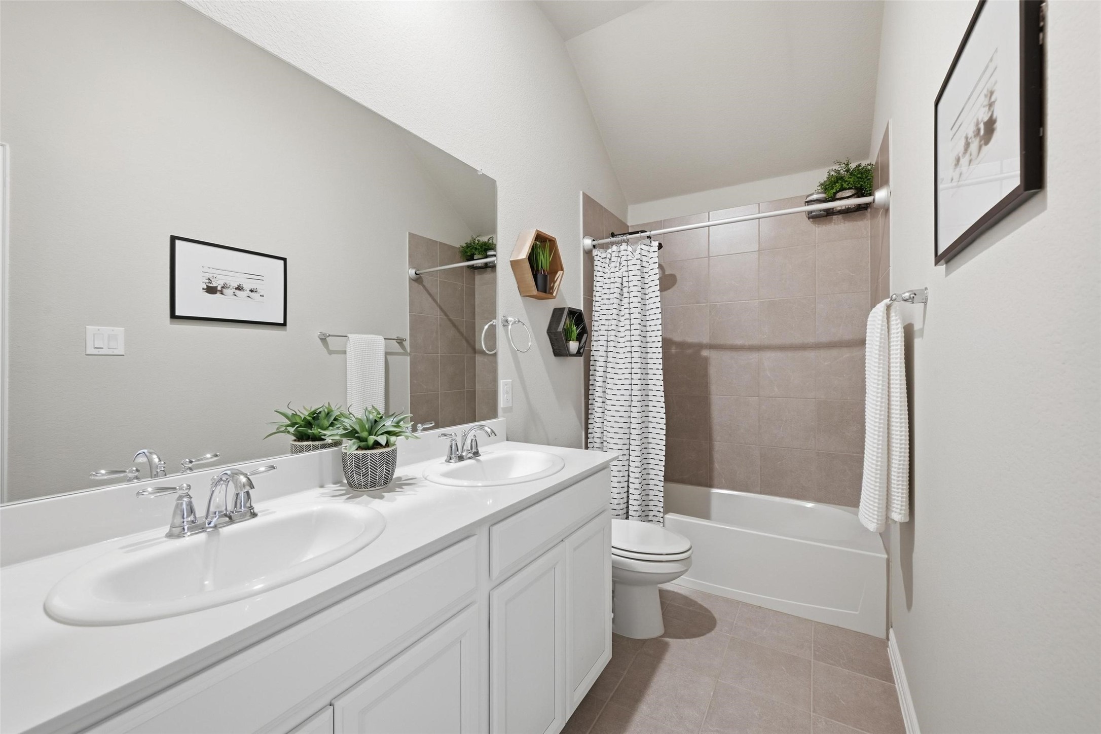 2551 Canary Grass Lane