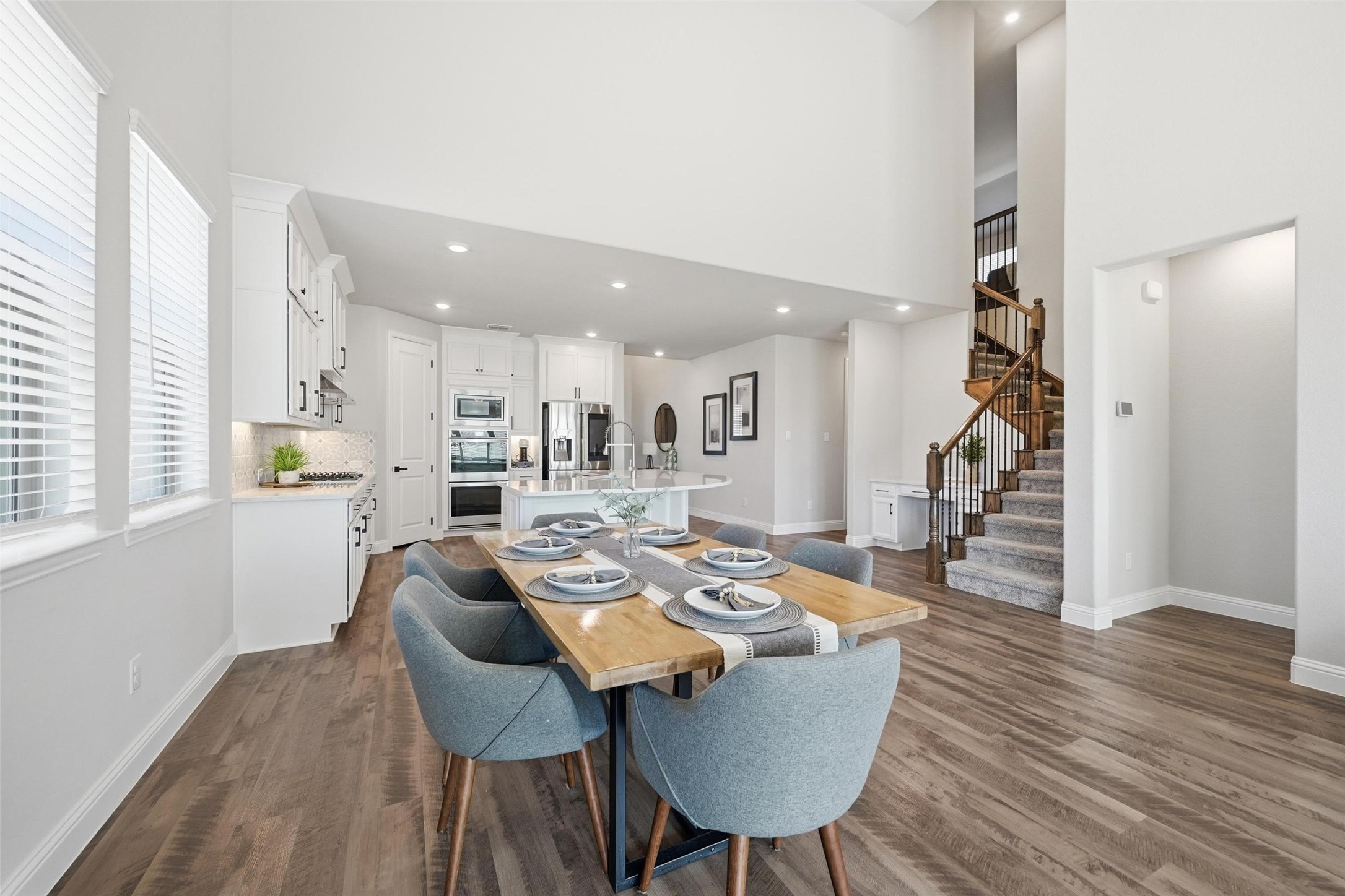 2551 Canary Grass Lane