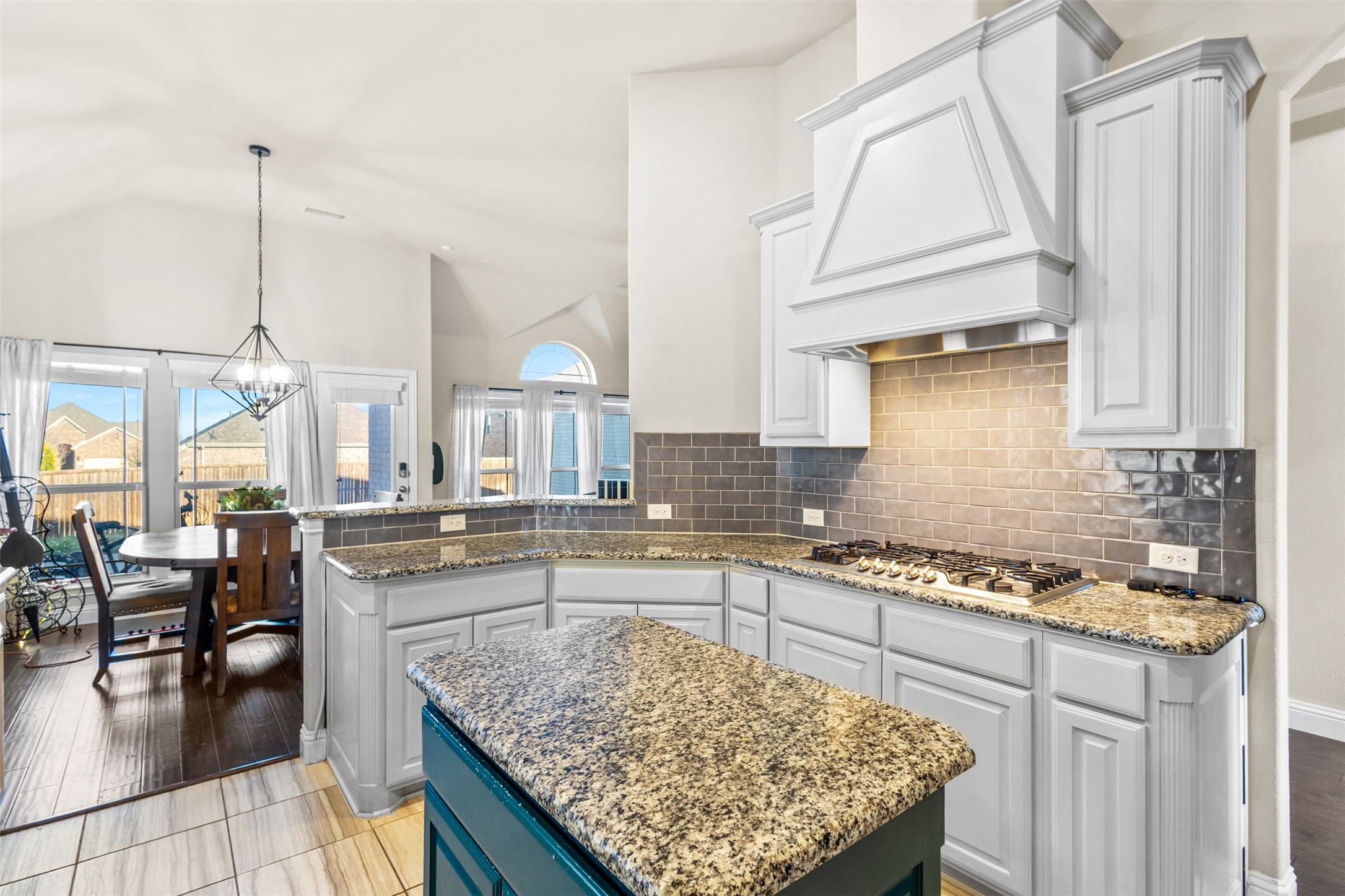 2614 Fair Oaks Avenue