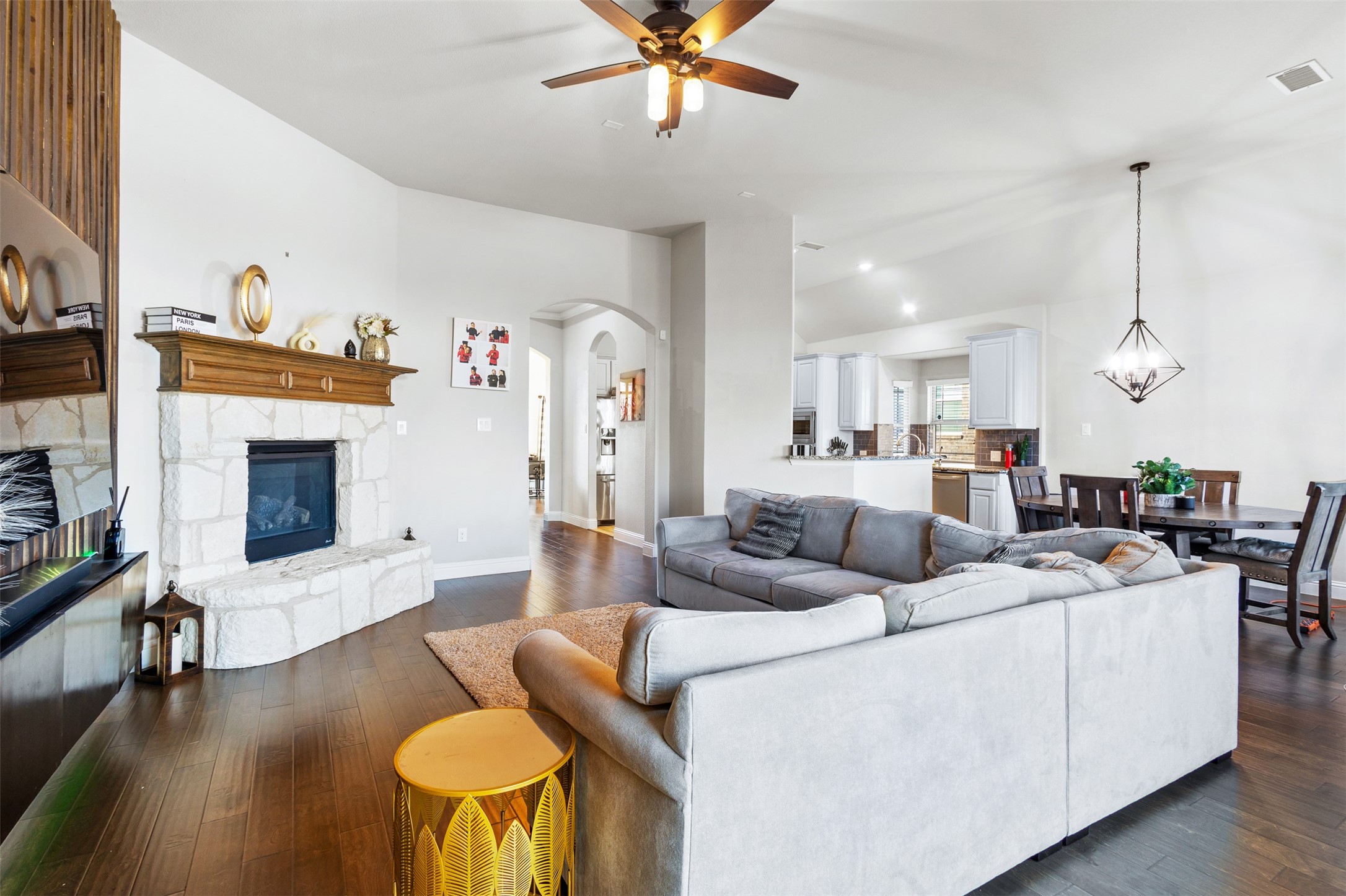 2614 Fair Oaks Avenue