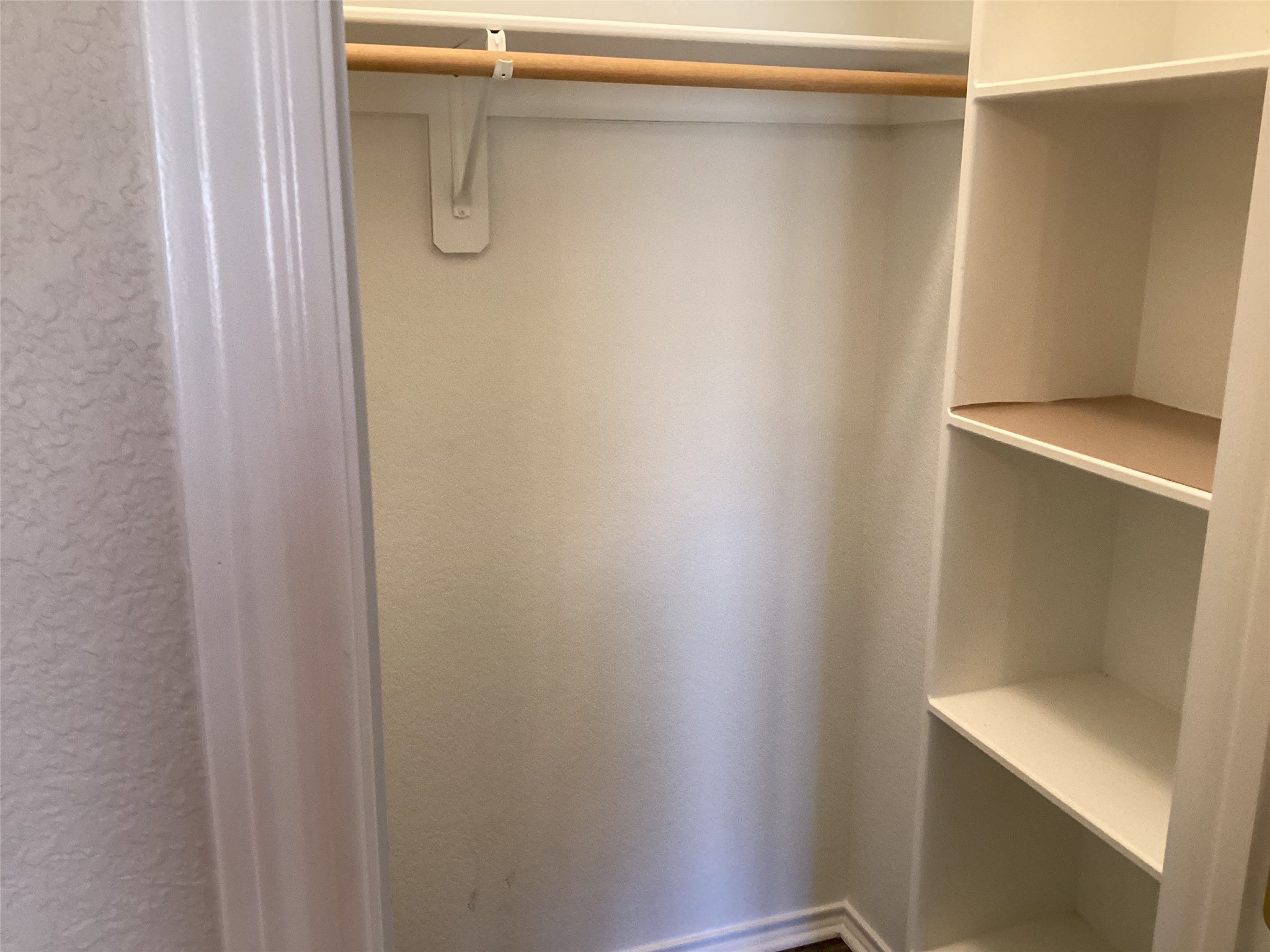 6507 Shadowview Court