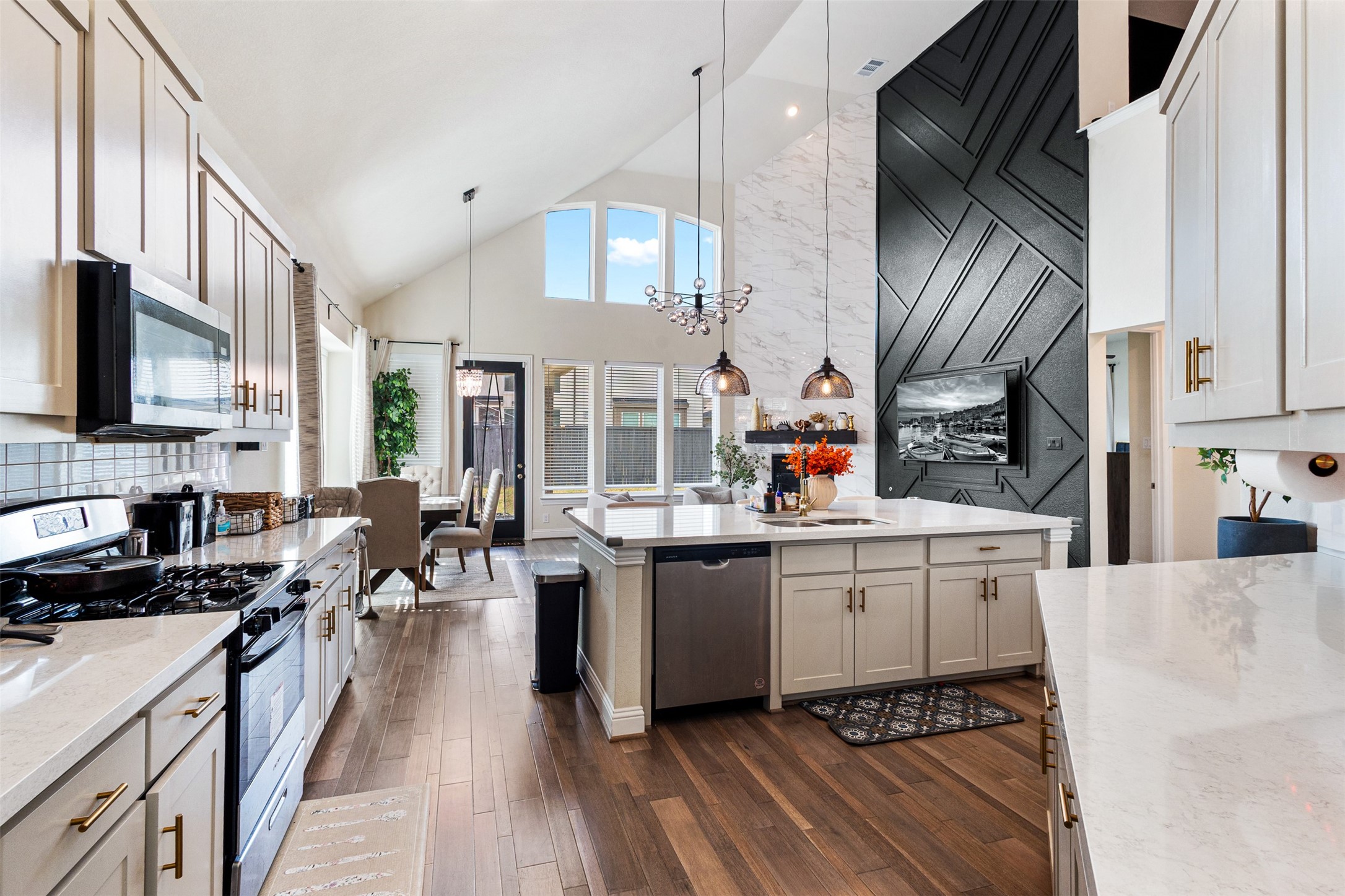 7165 Aster Drive