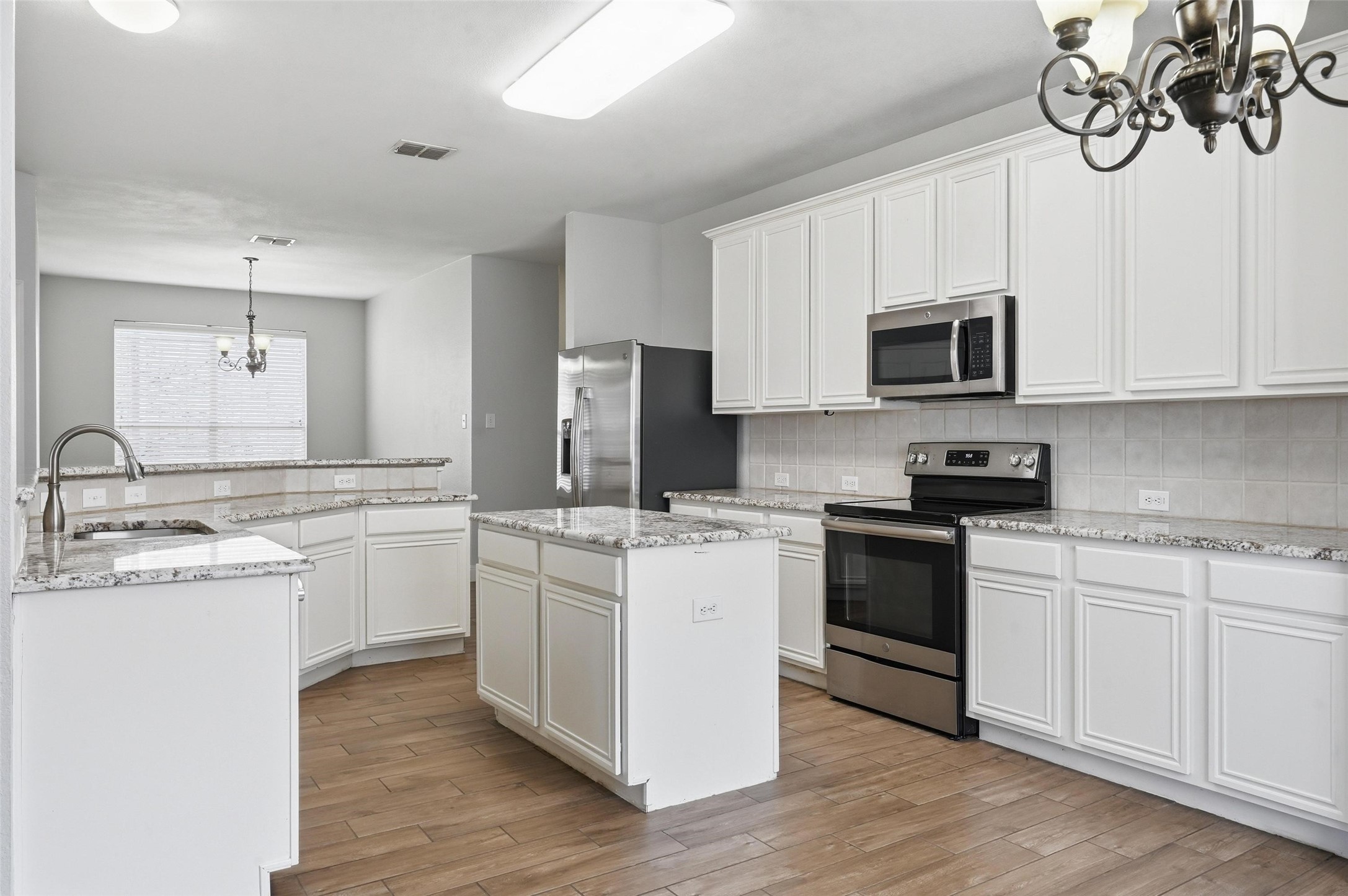 7116 Prairie Flower Lane