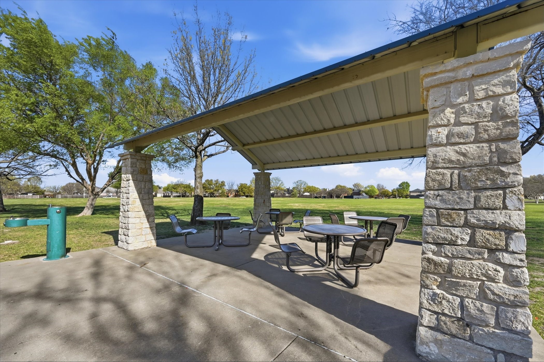 1423 Winterwood Drive