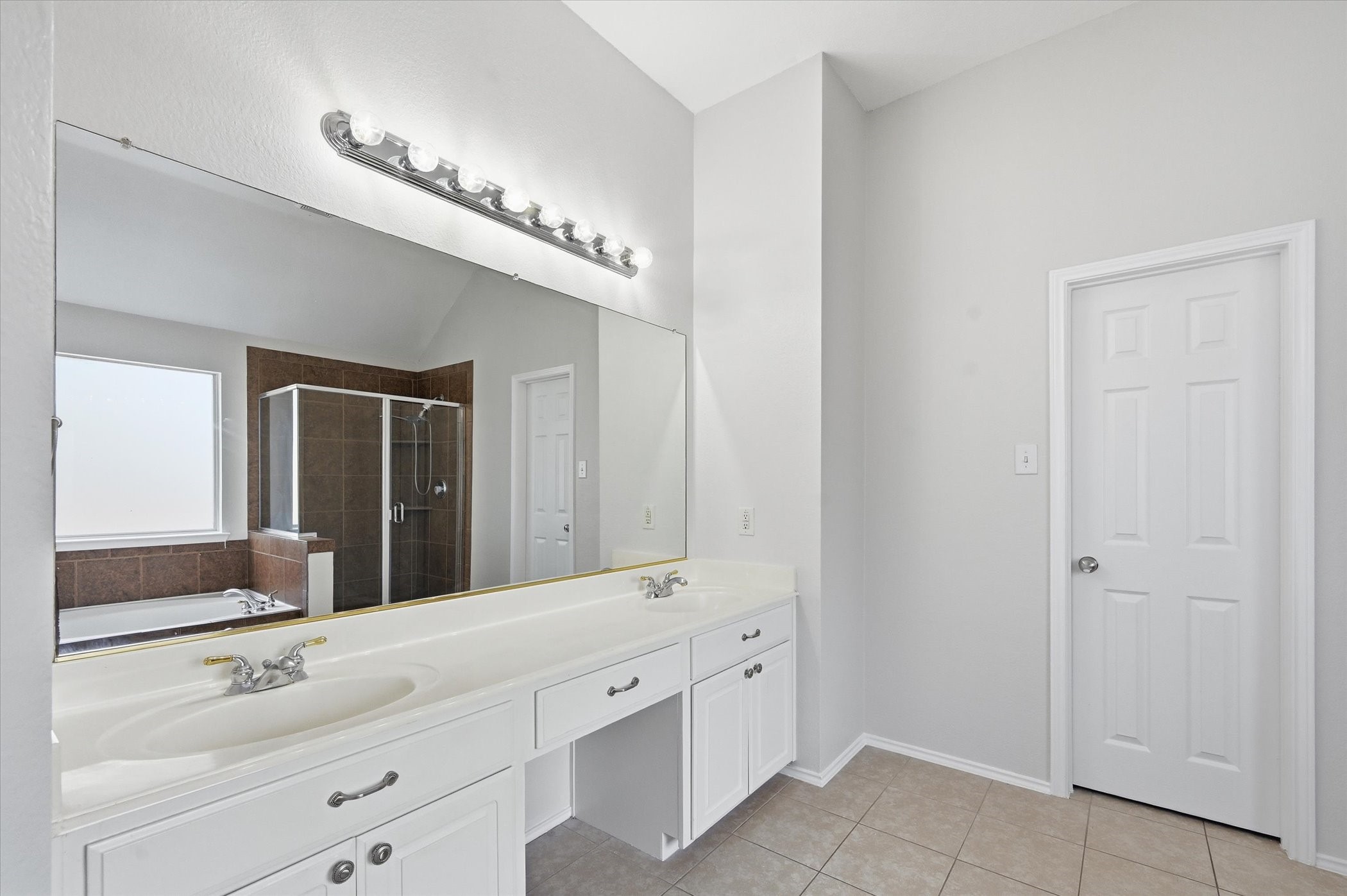 1423 Winterwood Drive