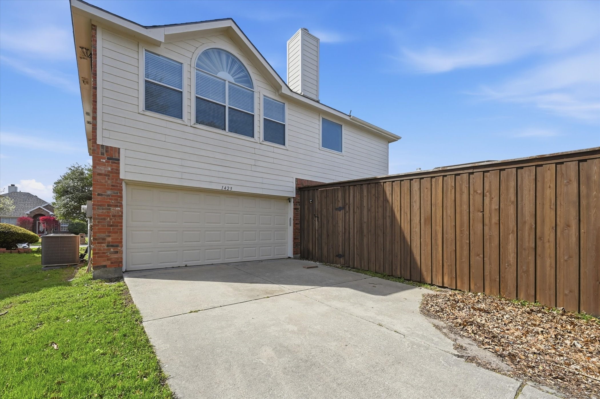 1423 Winterwood Drive