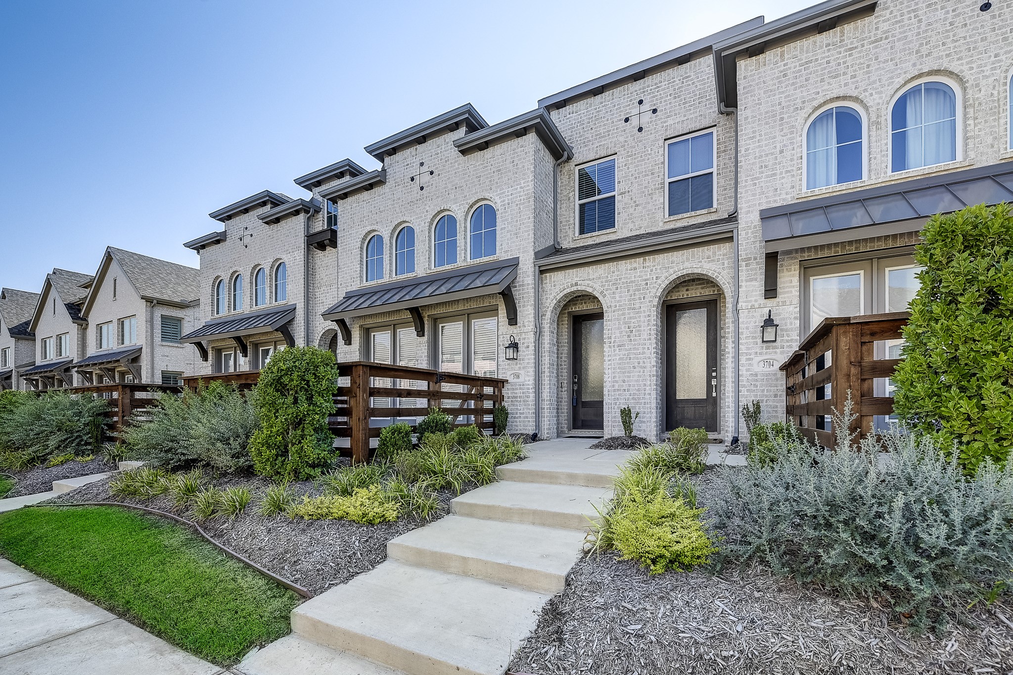 3708 Queen Road