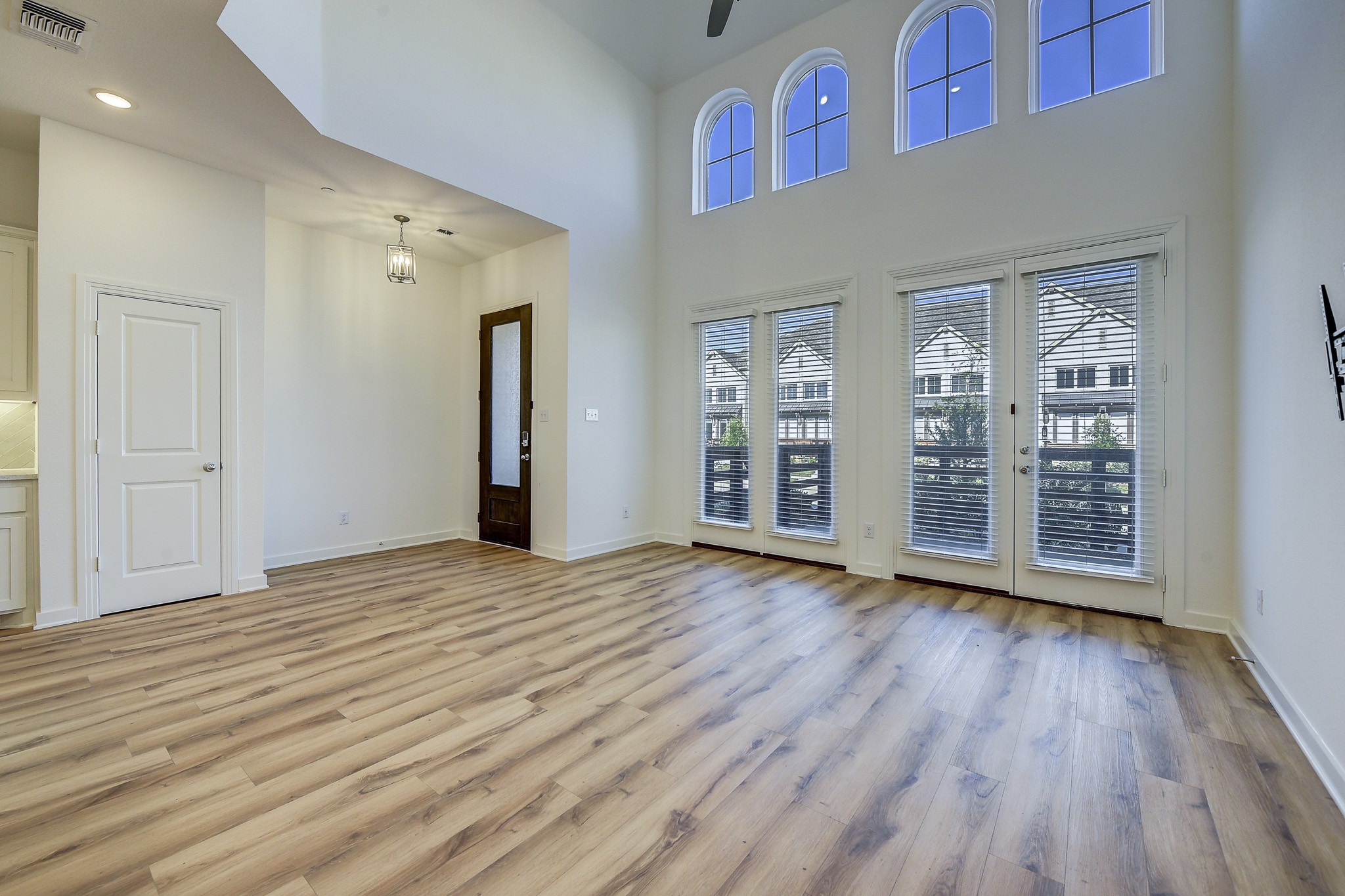 3708 Queen Road