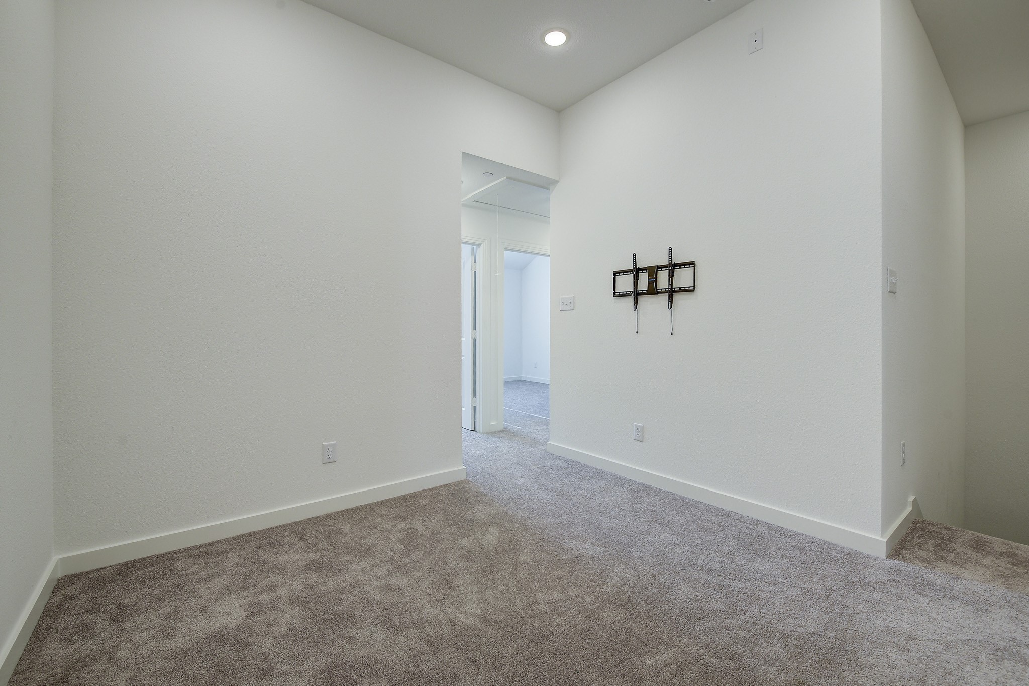 3708 Queen Road