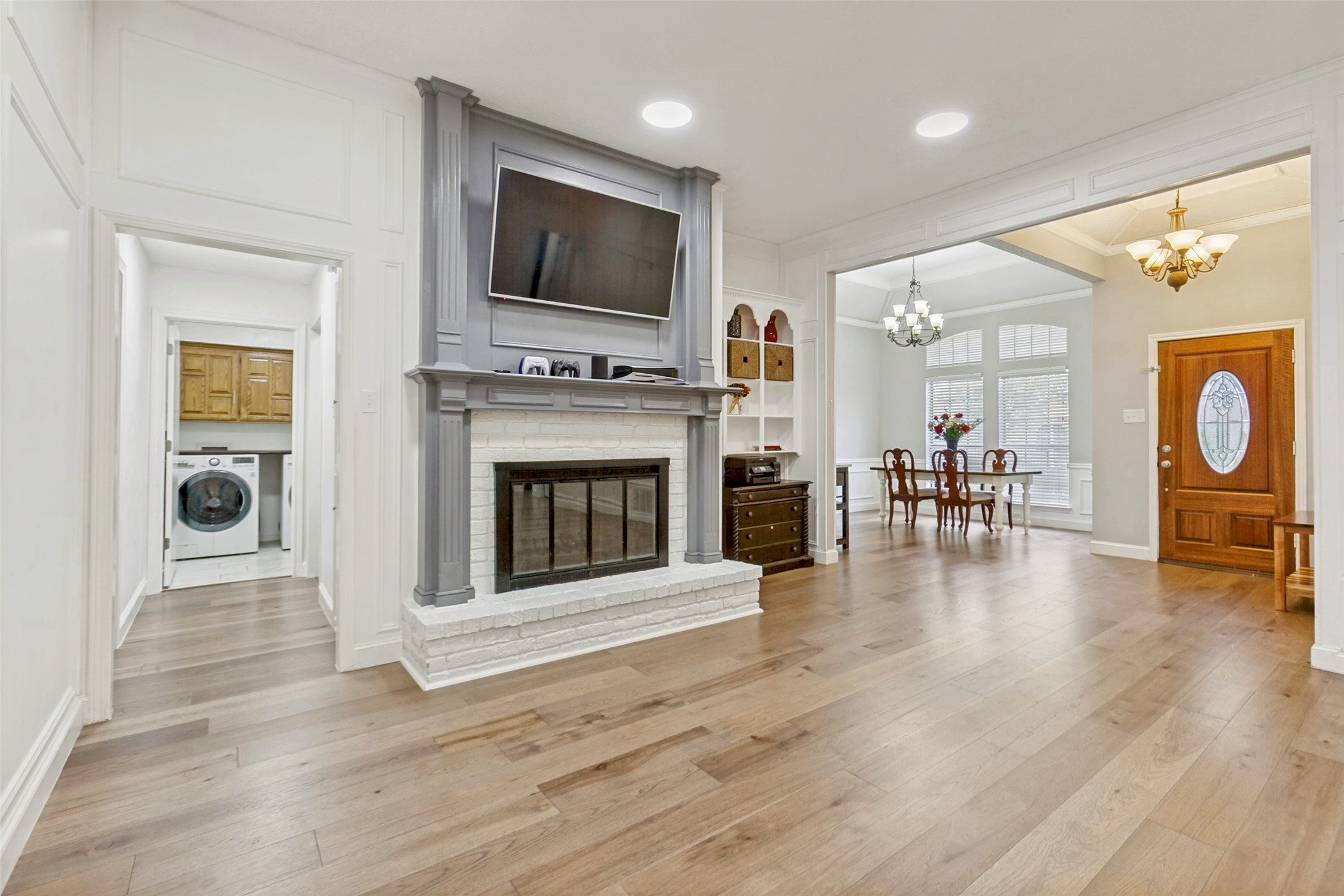 10220 Shadow Way