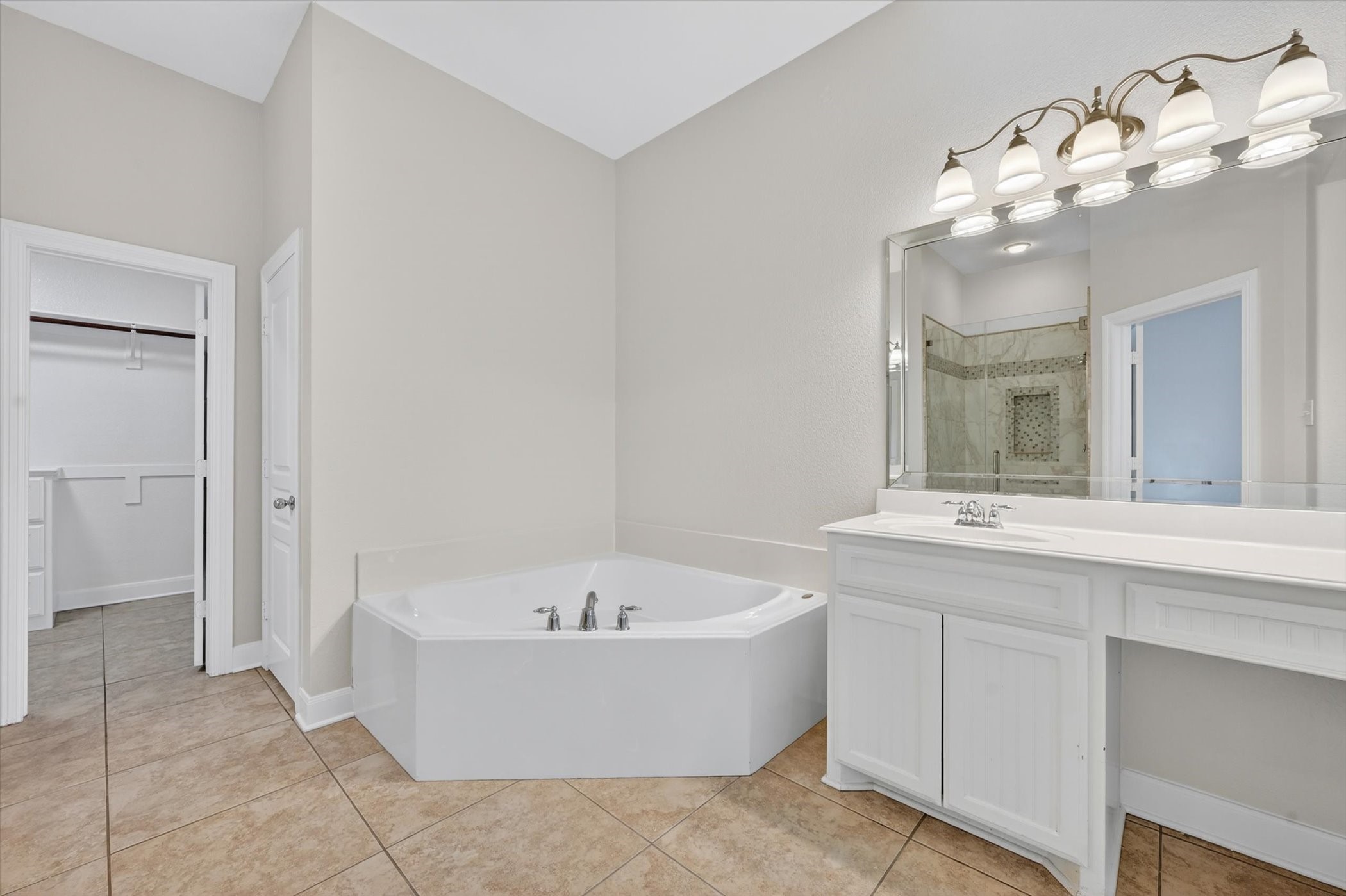 631 Table Rock Drive