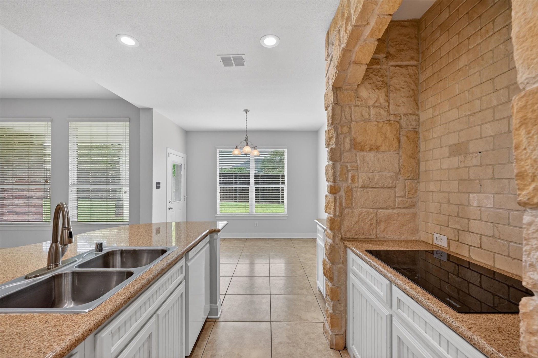 631 Table Rock Drive