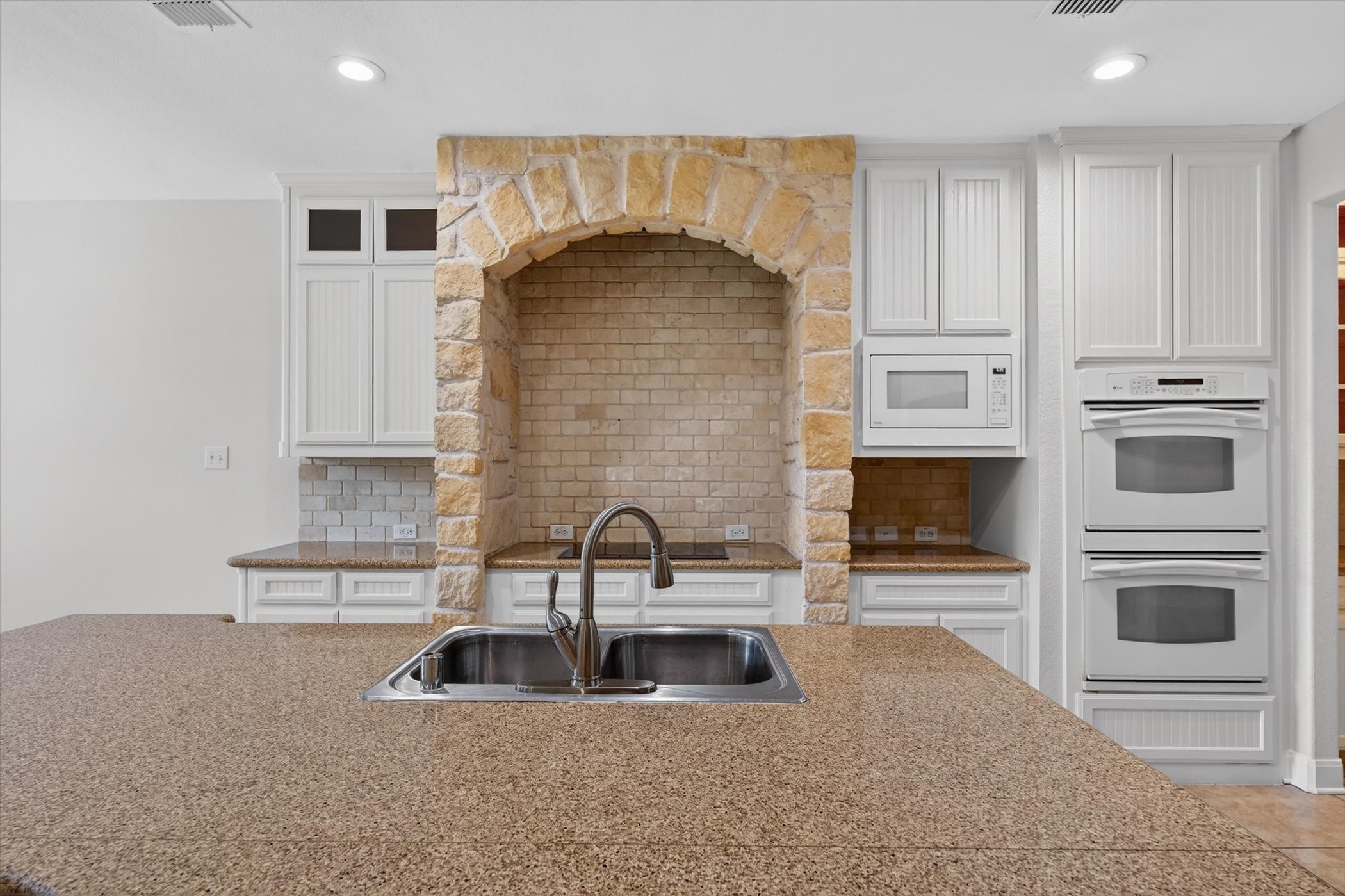 631 Table Rock Drive