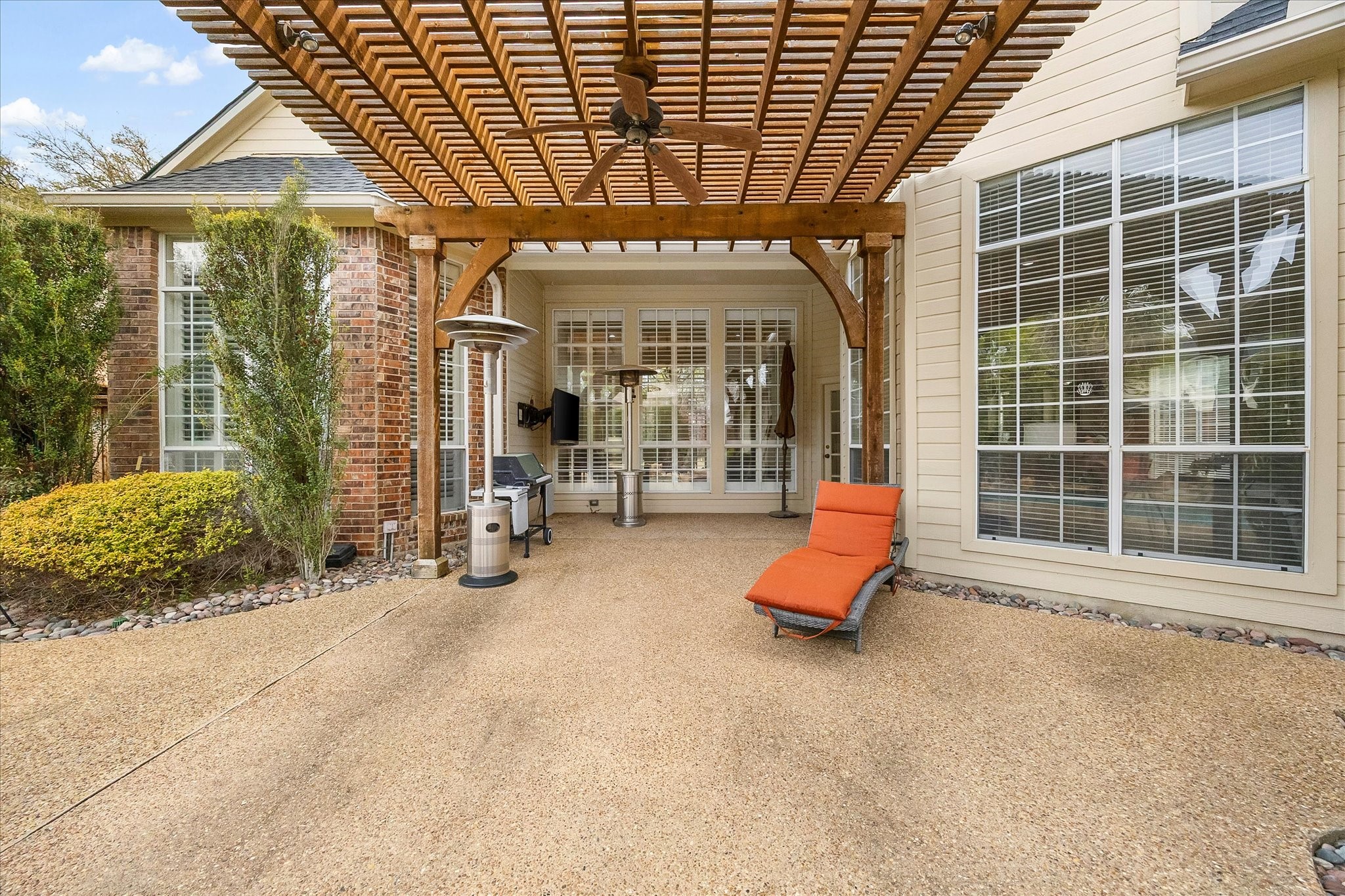 3609 Ellington Drive