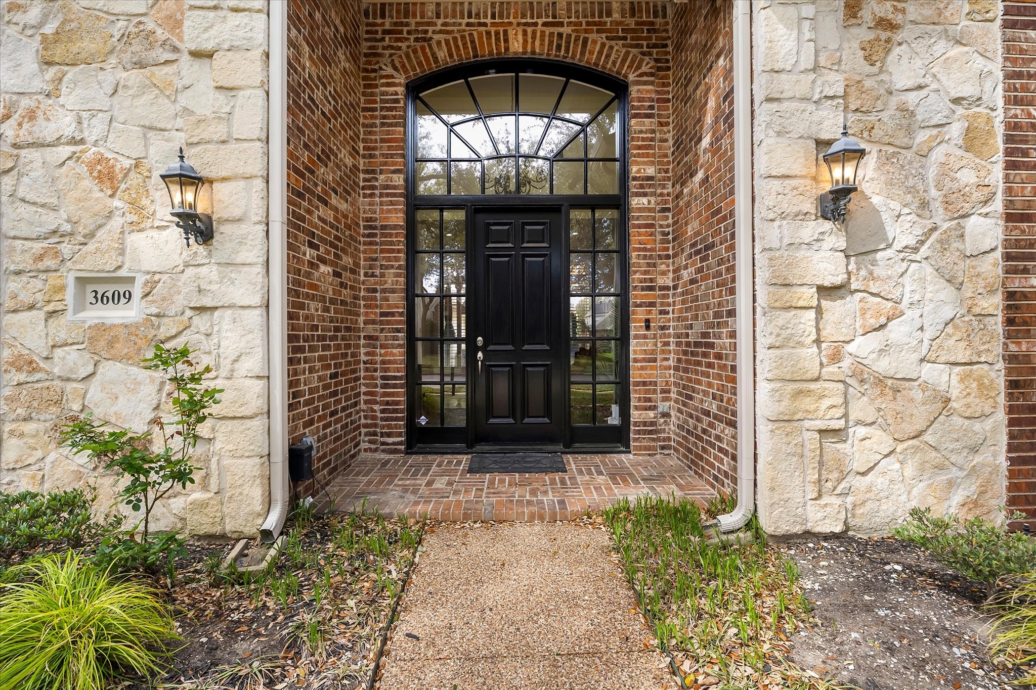3609 Ellington Drive