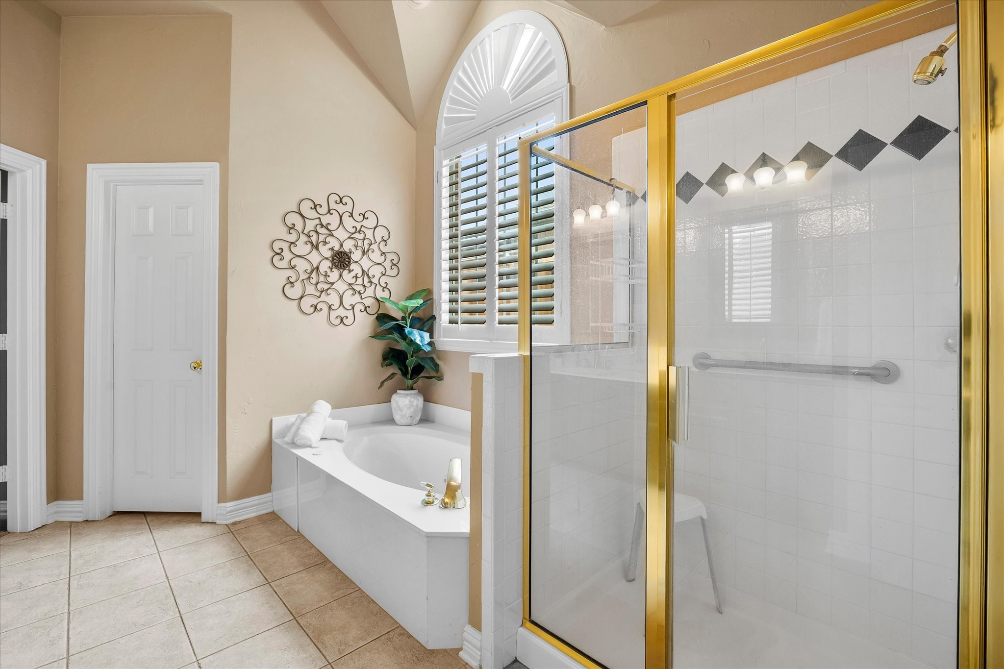 3609 Ellington Drive