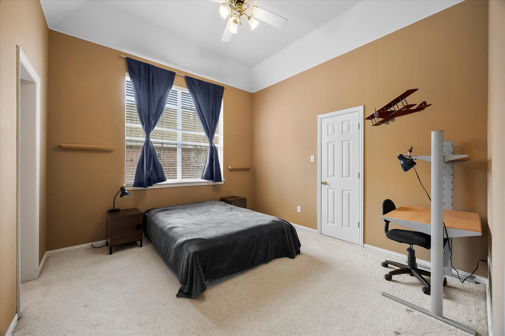 3609 Ellington Drive