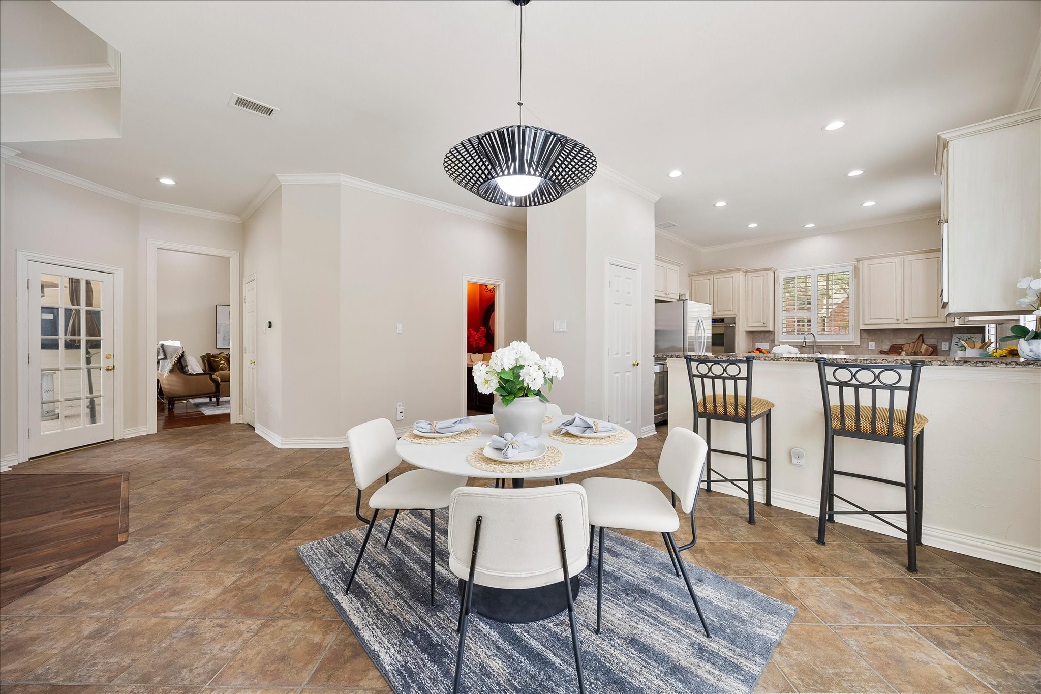 3609 Ellington Drive