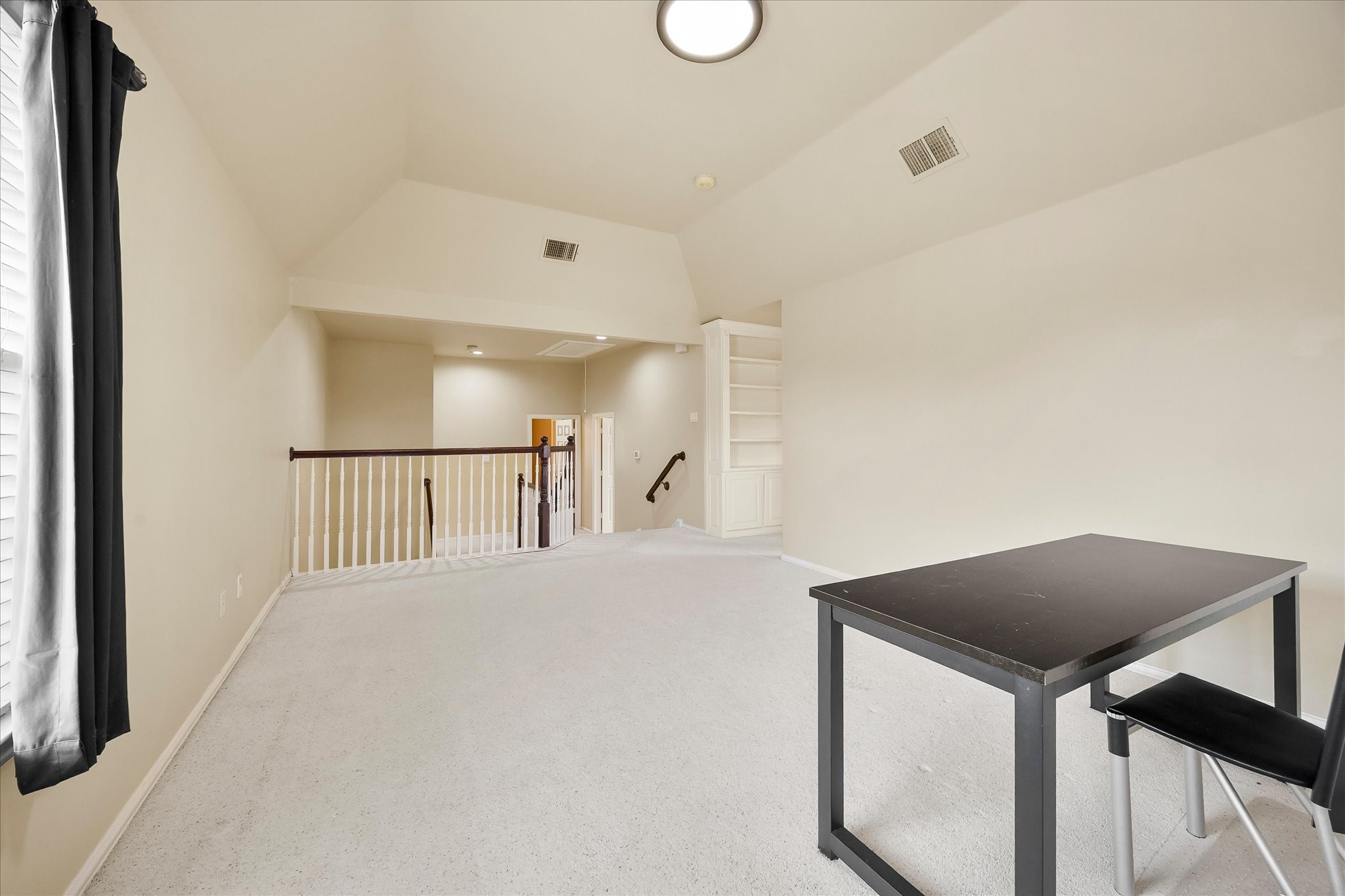 3609 Ellington Drive