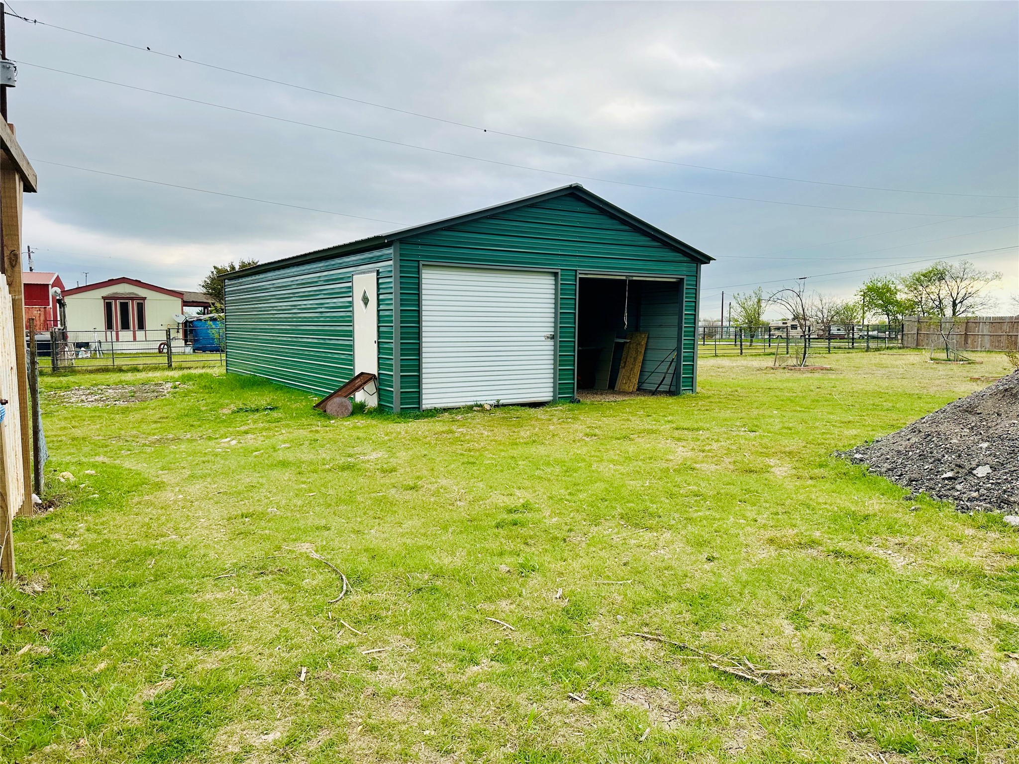 219 County Road 2723