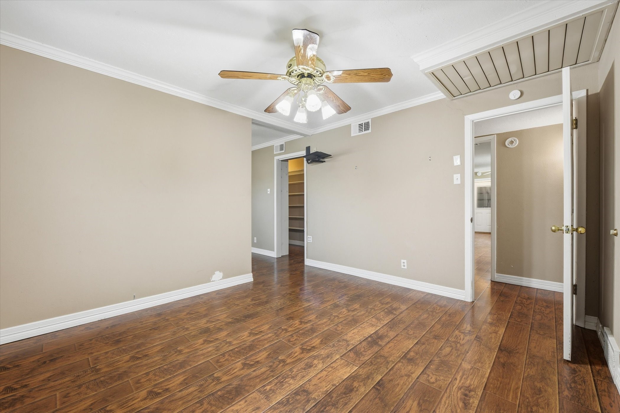 5413 Jerri Lane