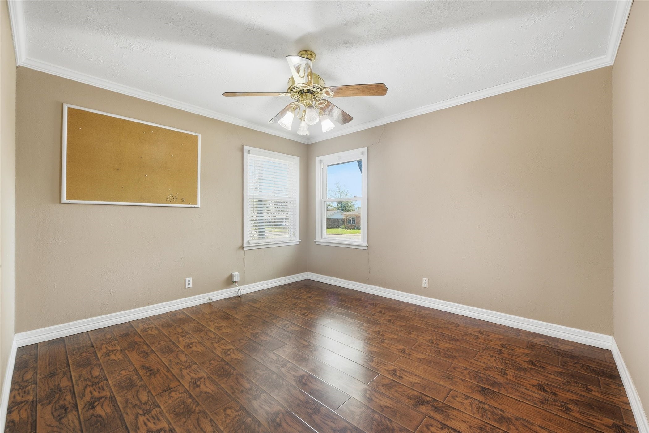 5413 Jerri Lane