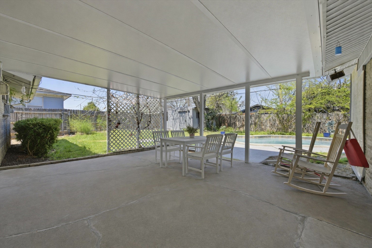 5413 Jerri Lane