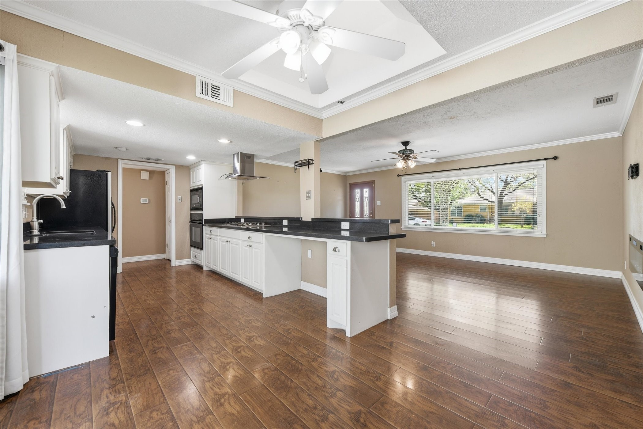 5413 Jerri Lane