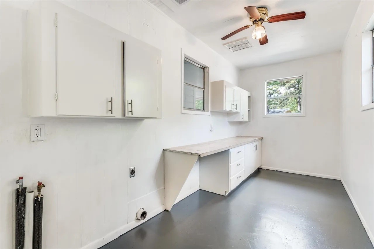 529 Roberts Cut Off Road