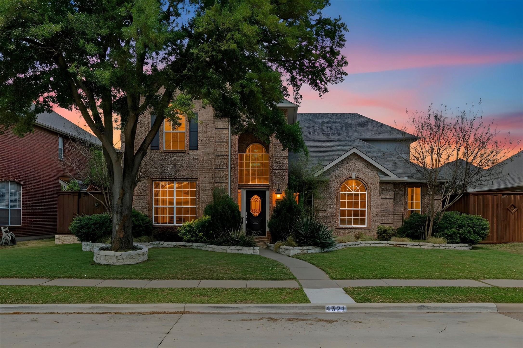 4321 Avebury Drive
