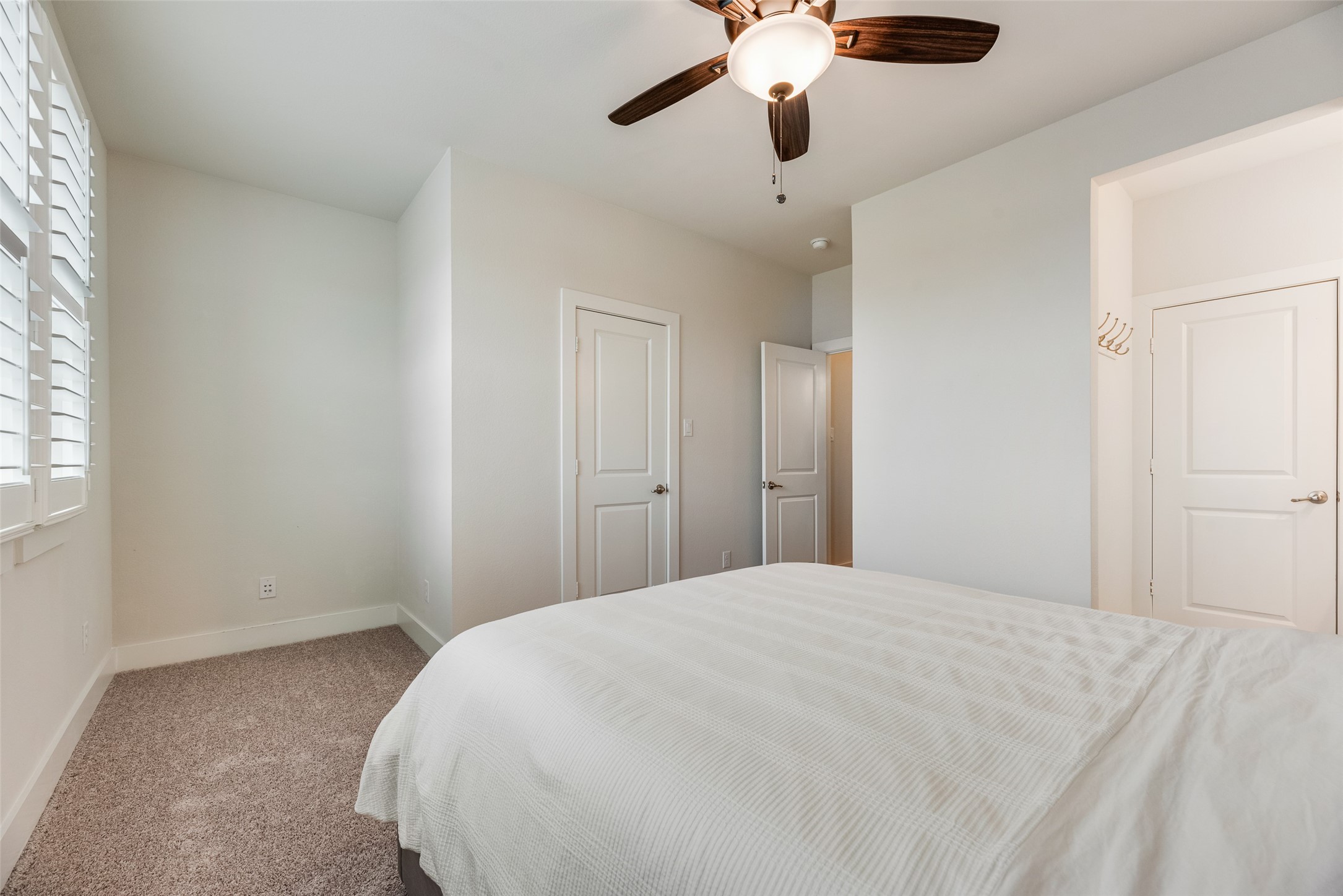 1054 Maer Drive