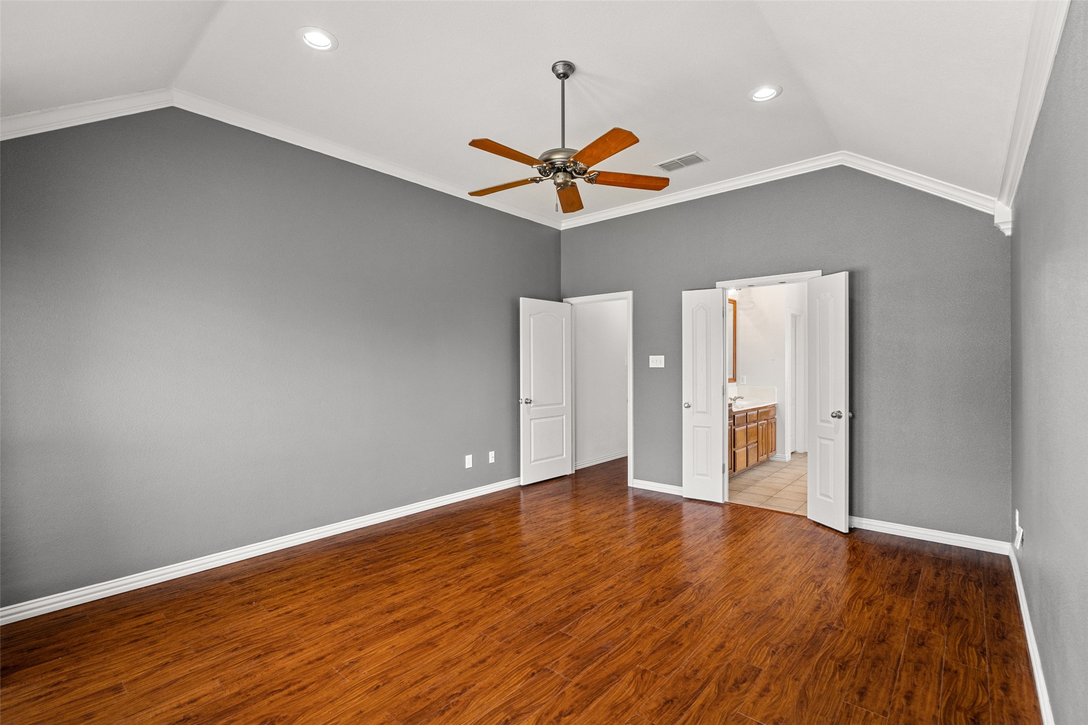 7033 Ridge Crest Drive