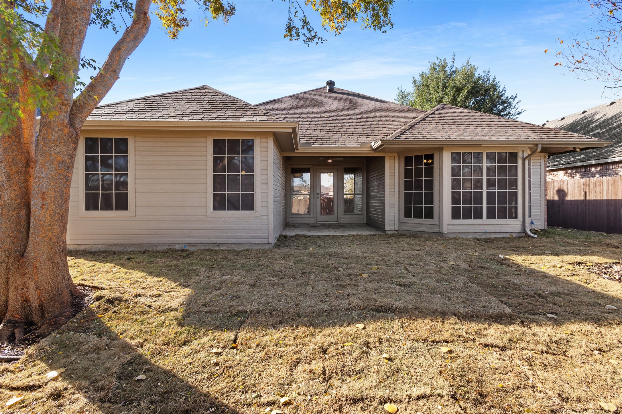 6136 Lochmoor Drive