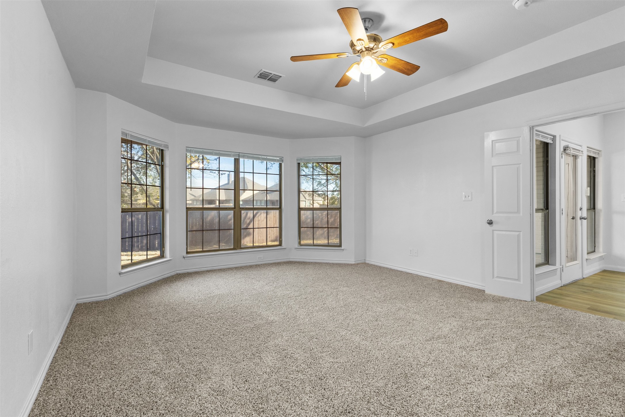6136 Lochmoor Drive