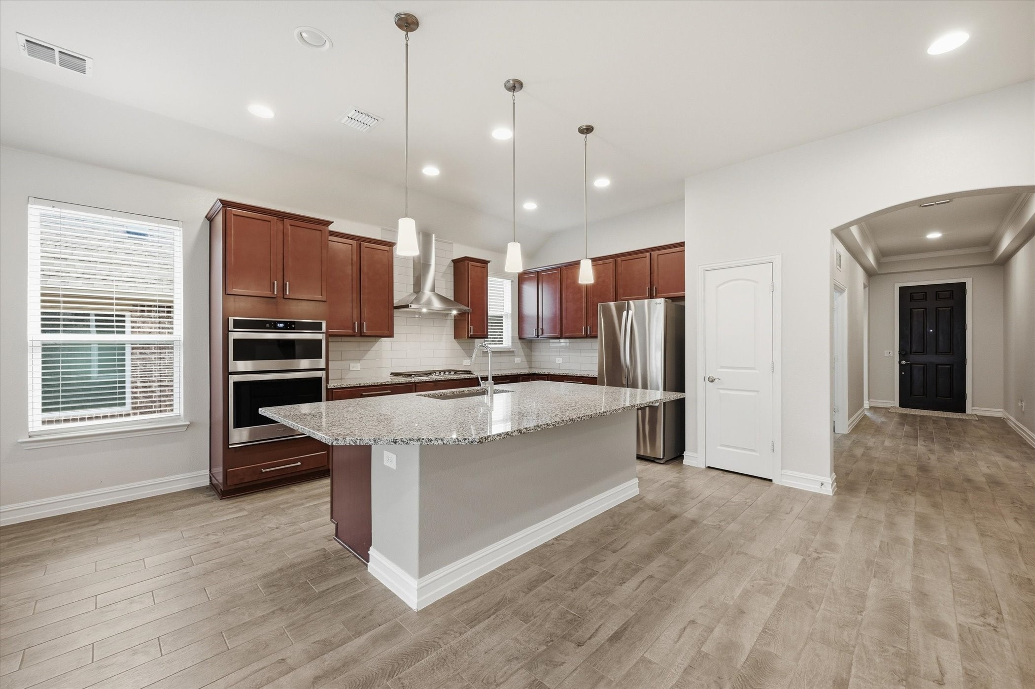 2820 Gillingham Lane