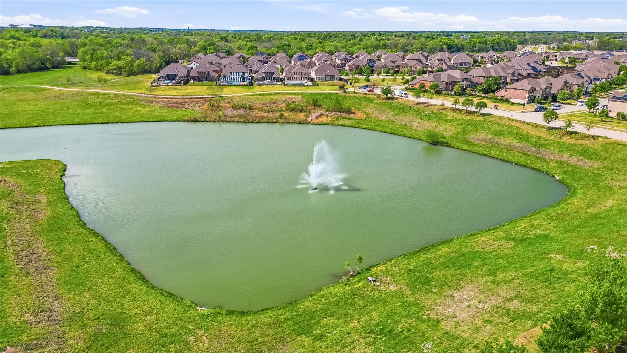 2820 Gillingham Lane