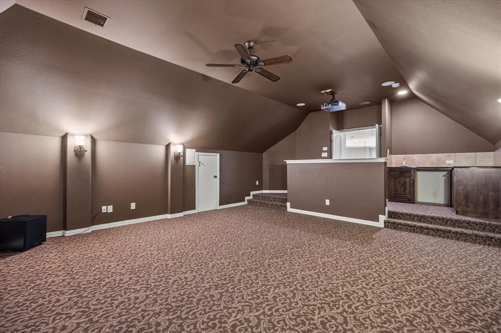 11224 Graceland Lane