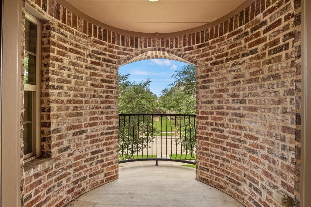 11224 Graceland Lane