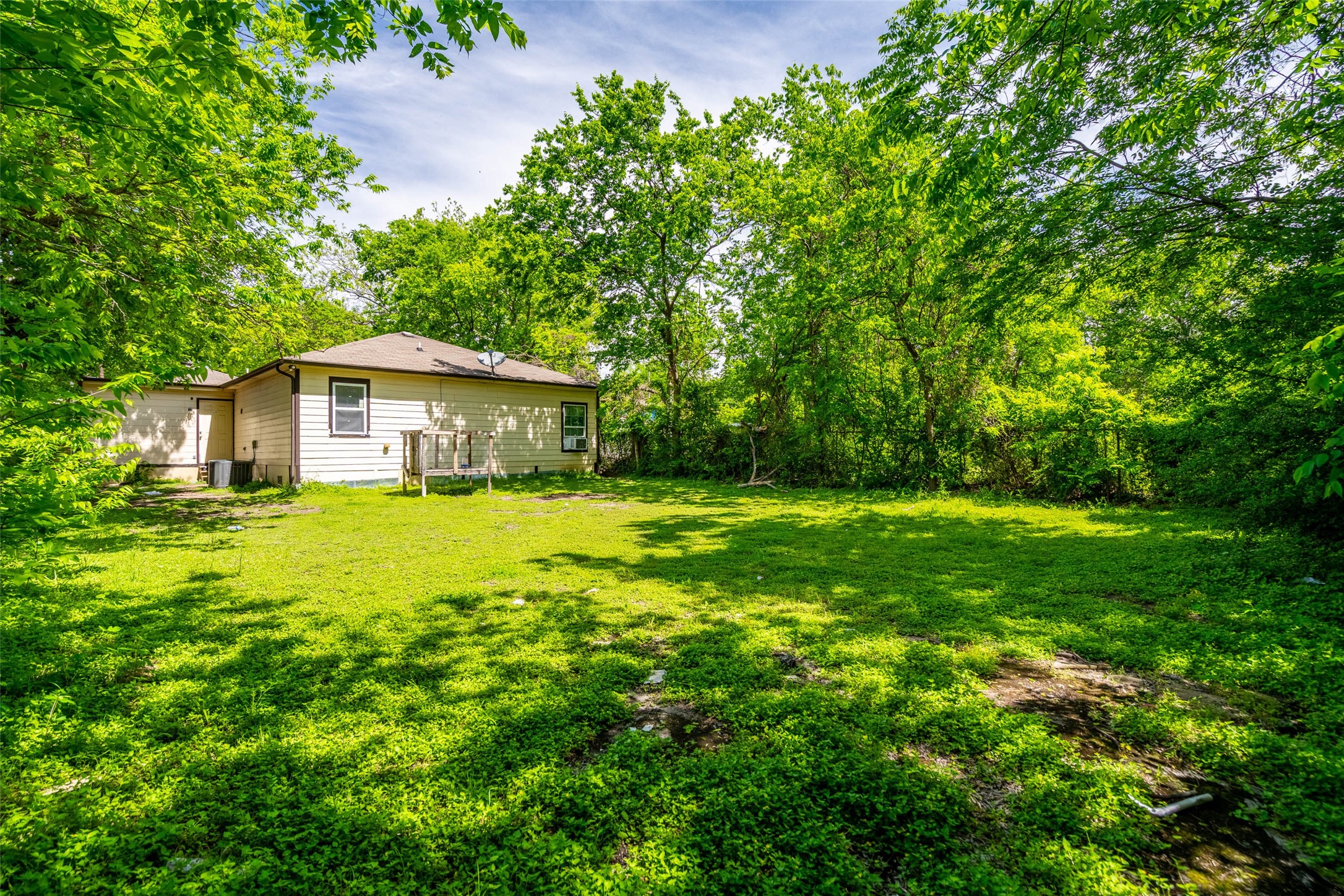 2138 Custer Drive