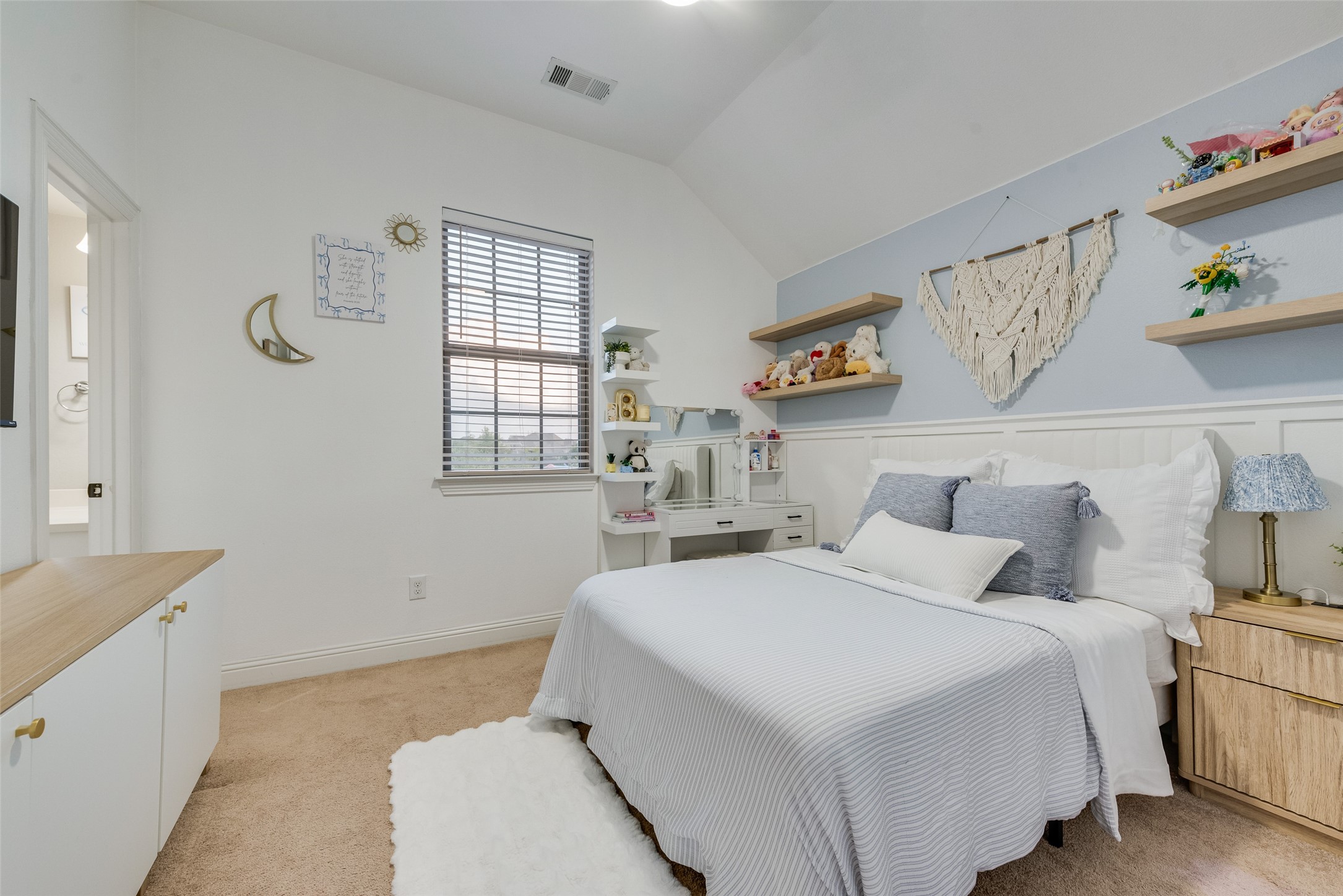 324 Daylily Drive