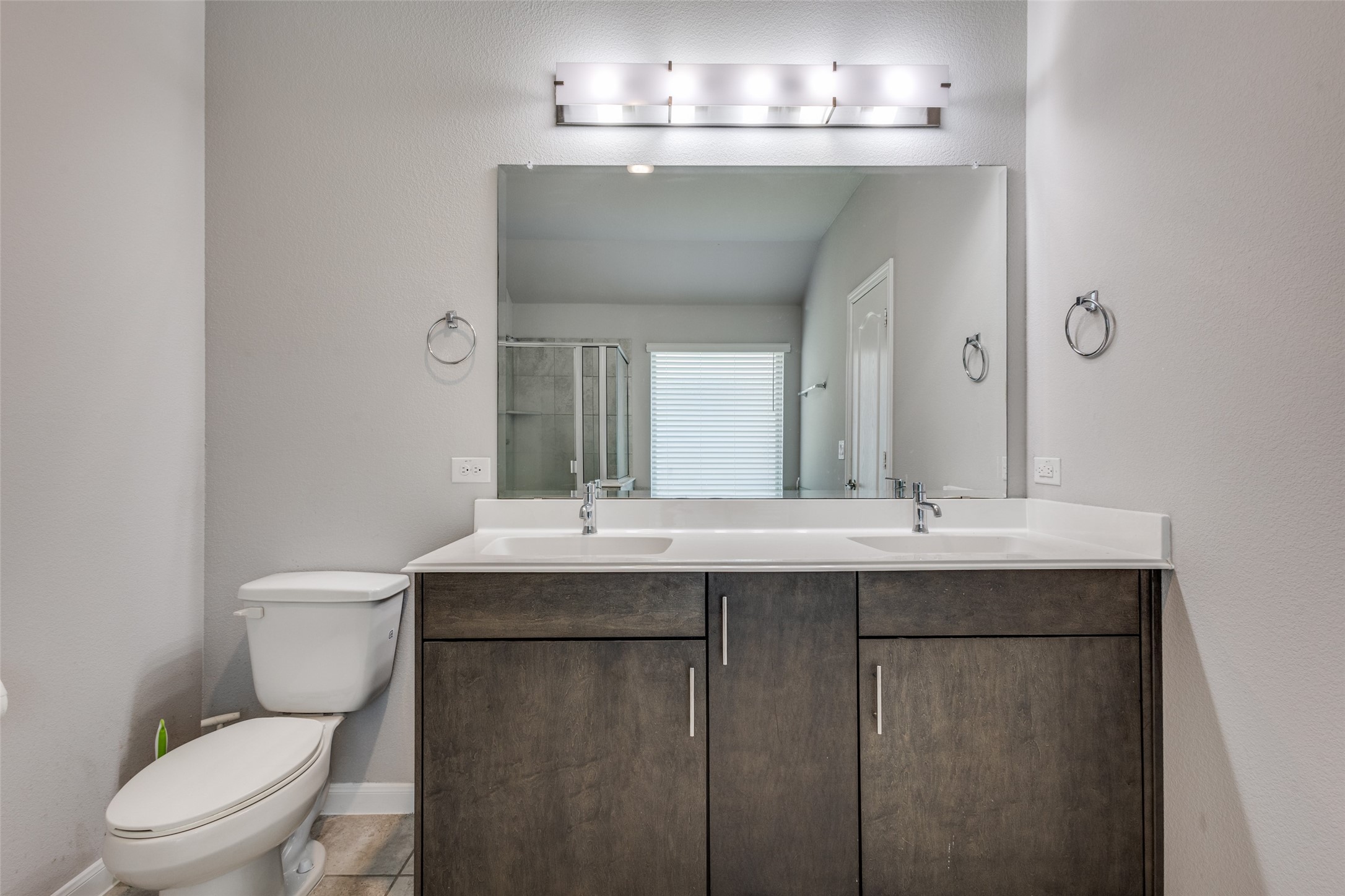 1404 Rosebush Road