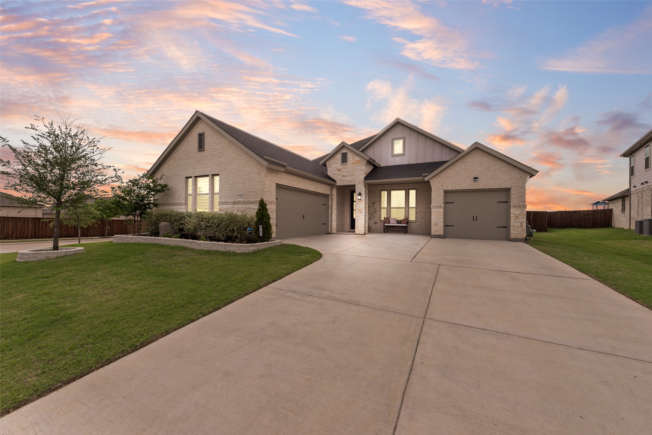 2701 Bluewood Lane