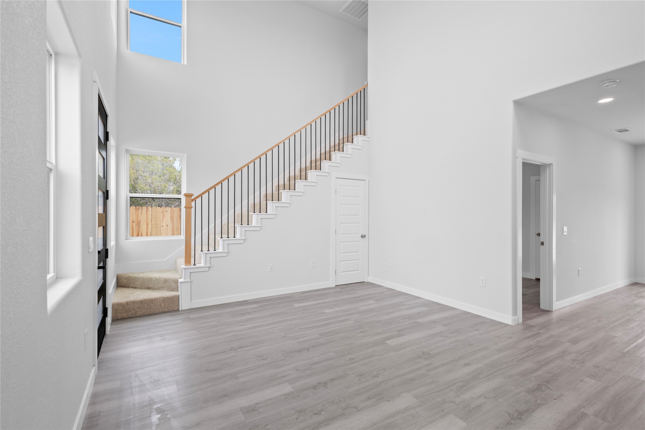 2222 Cedarwood Trail