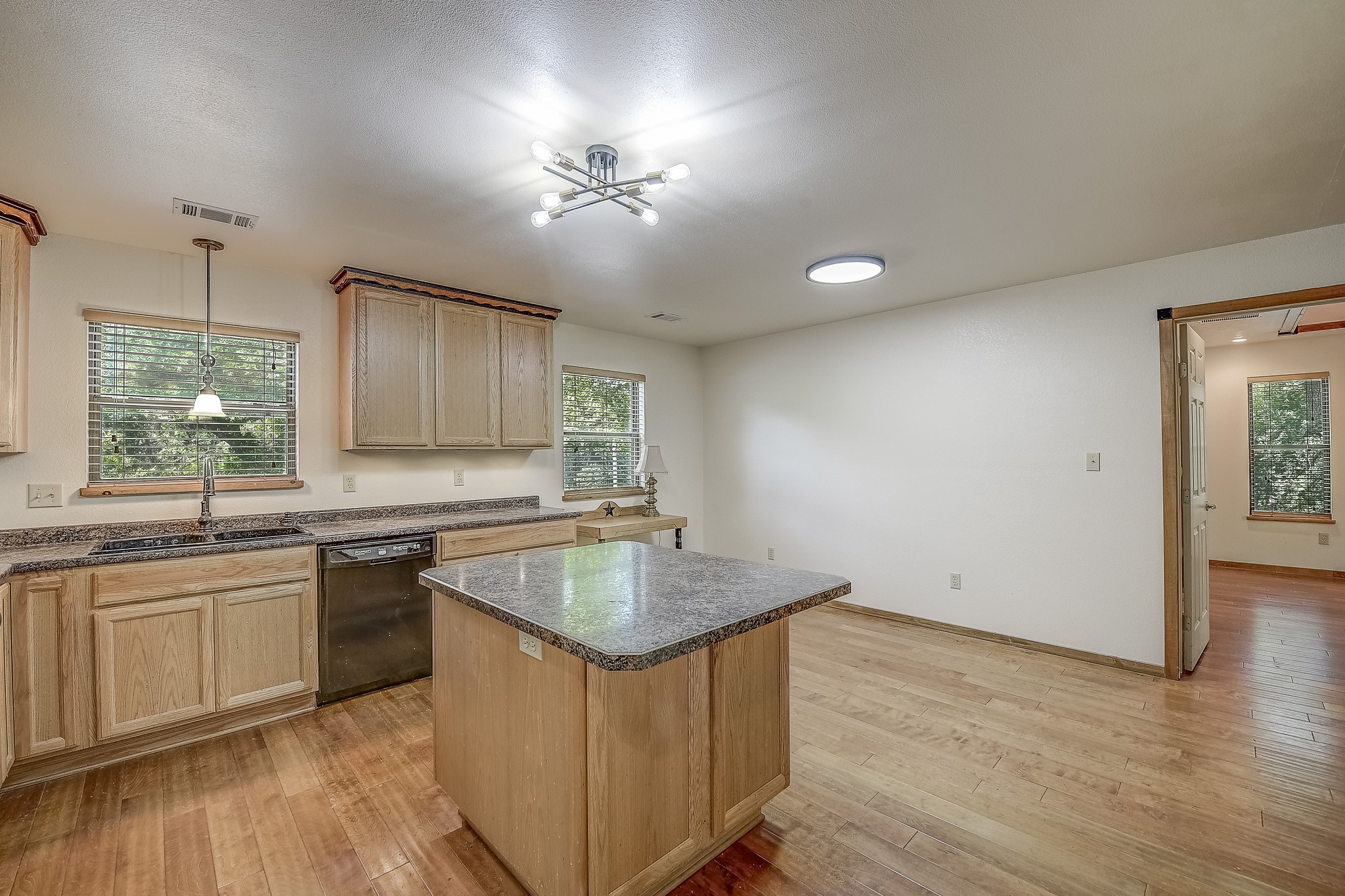 41 Crestline Court